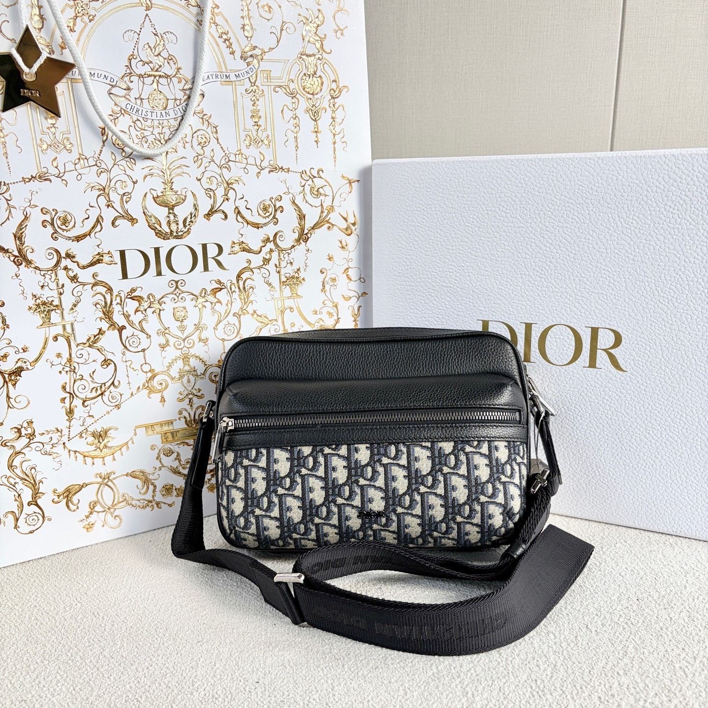 Dior Pre-loved Bag Brand new condition Size ONE SIZE - 2 Thumbnail