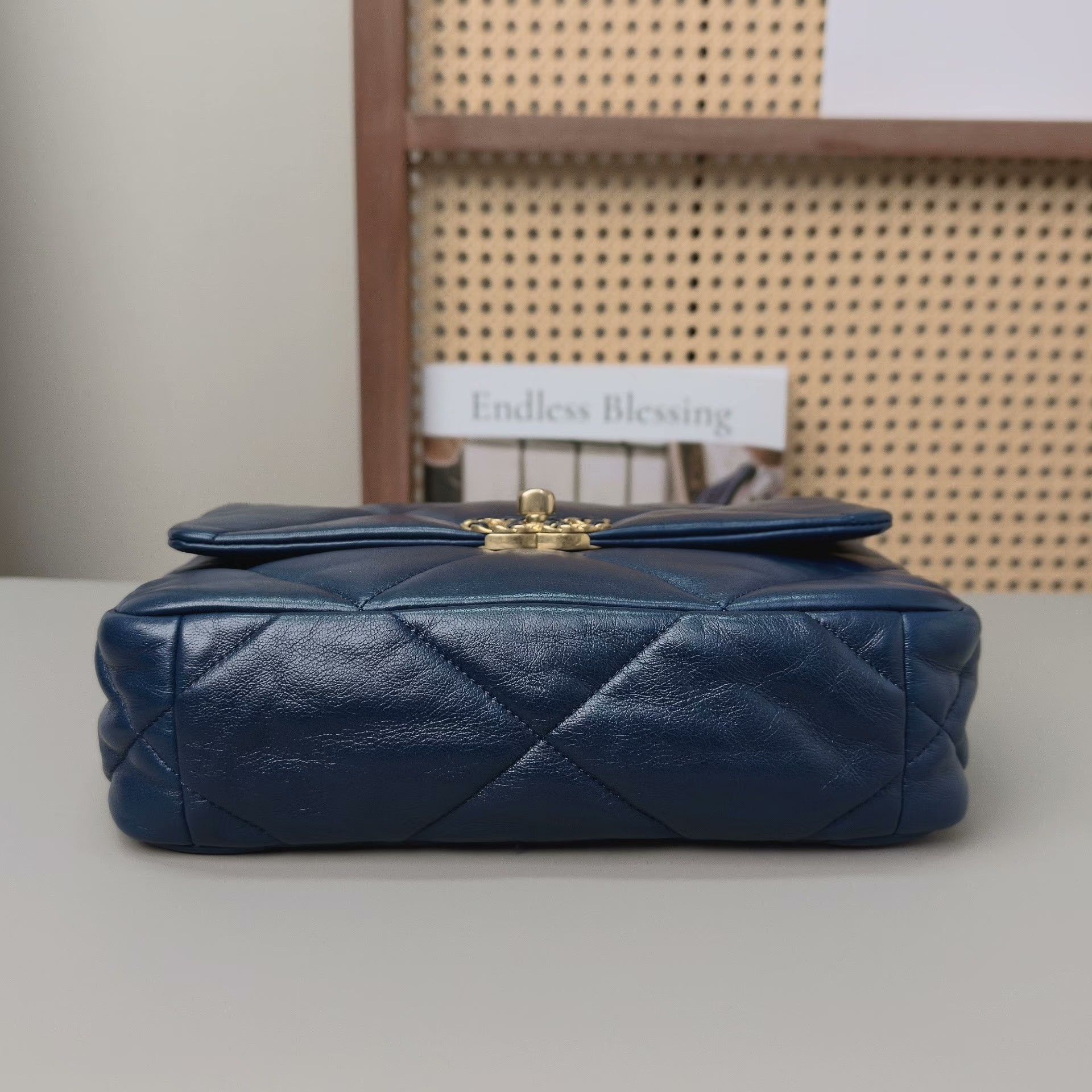 Chanel Pre-loved Bag Very good condition Size ONE SIZE - 5 Thumbnail