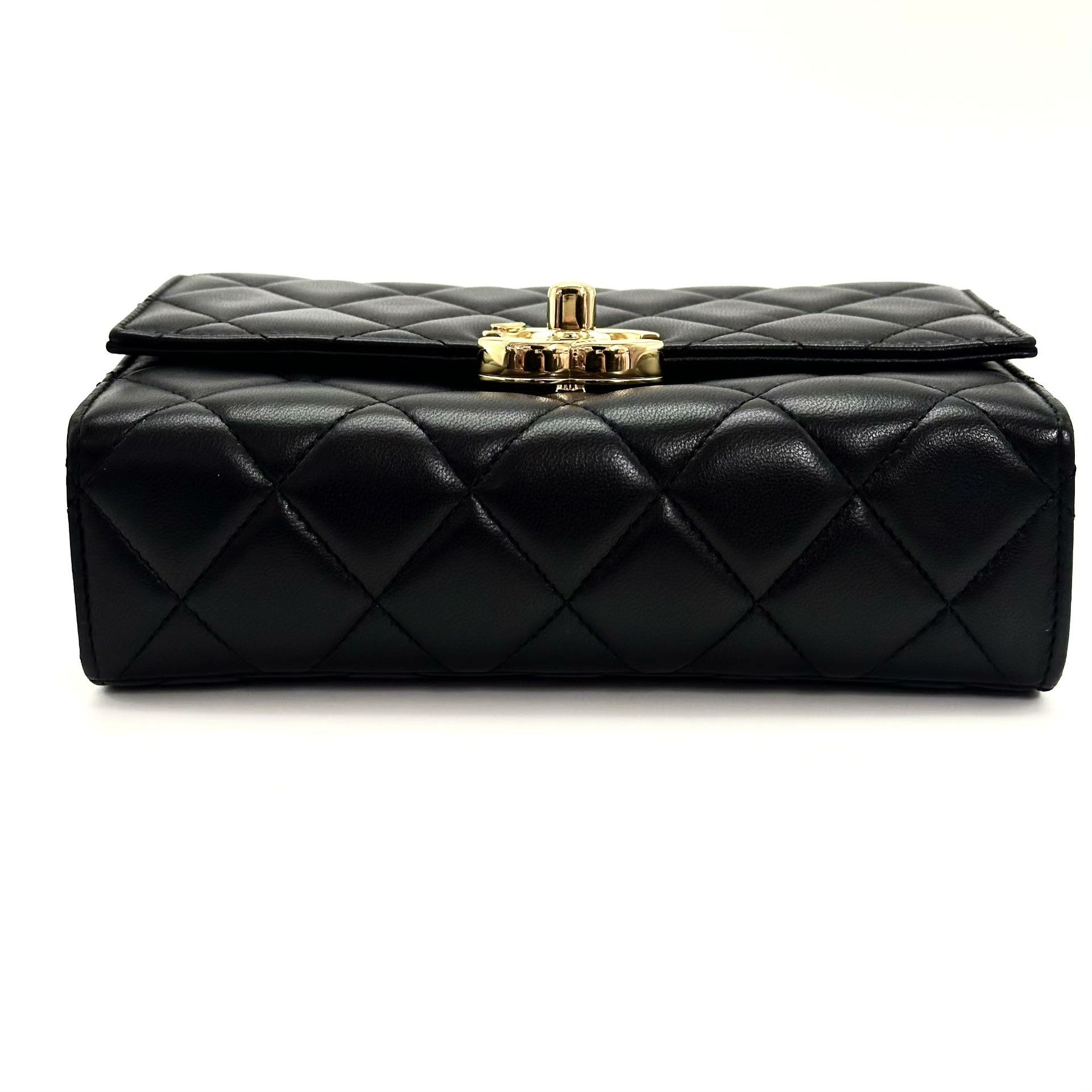 Chanel Pre-loved Bag Very good condition Size ONE SIZE - 5 Thumbnail