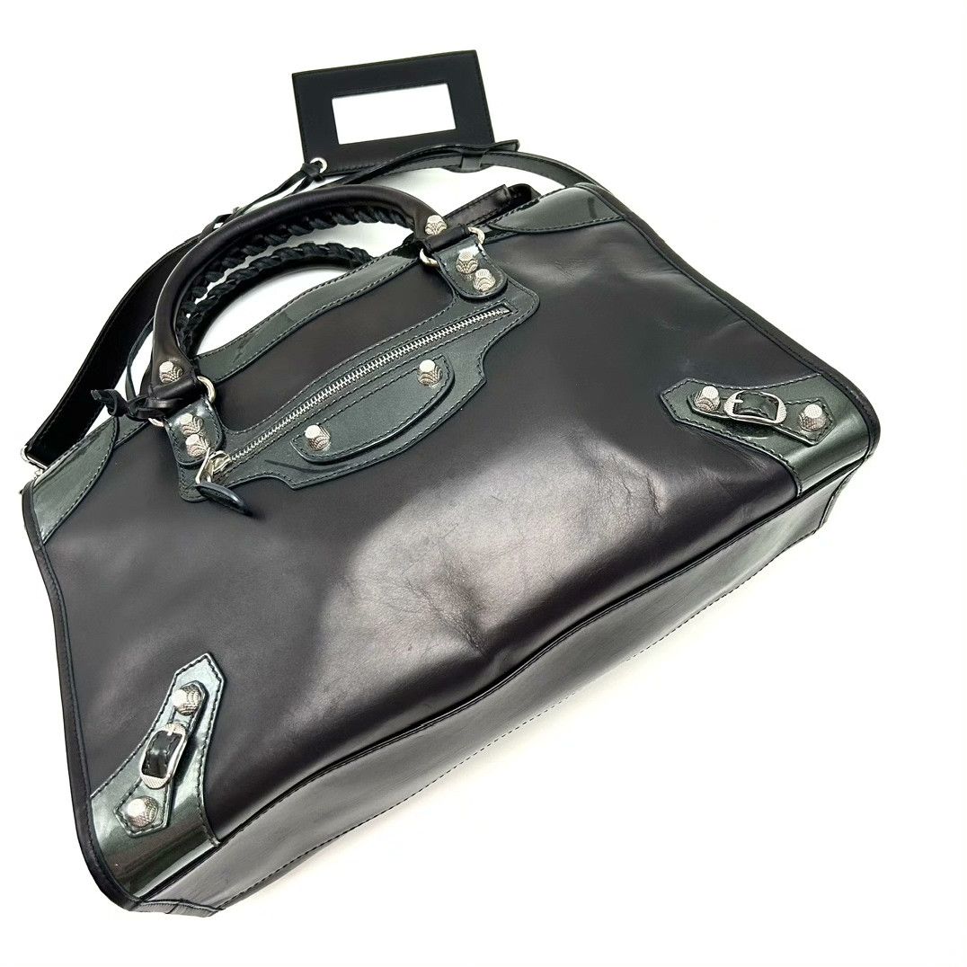 Balenciaga Pre-loved Bag Very good condition Size ONE SIZE - 4 Thumbnail