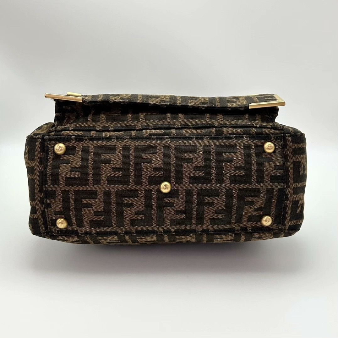Fendi Pre-loved Bag Very good condition Size ONE SIZE - 5 Thumbnail