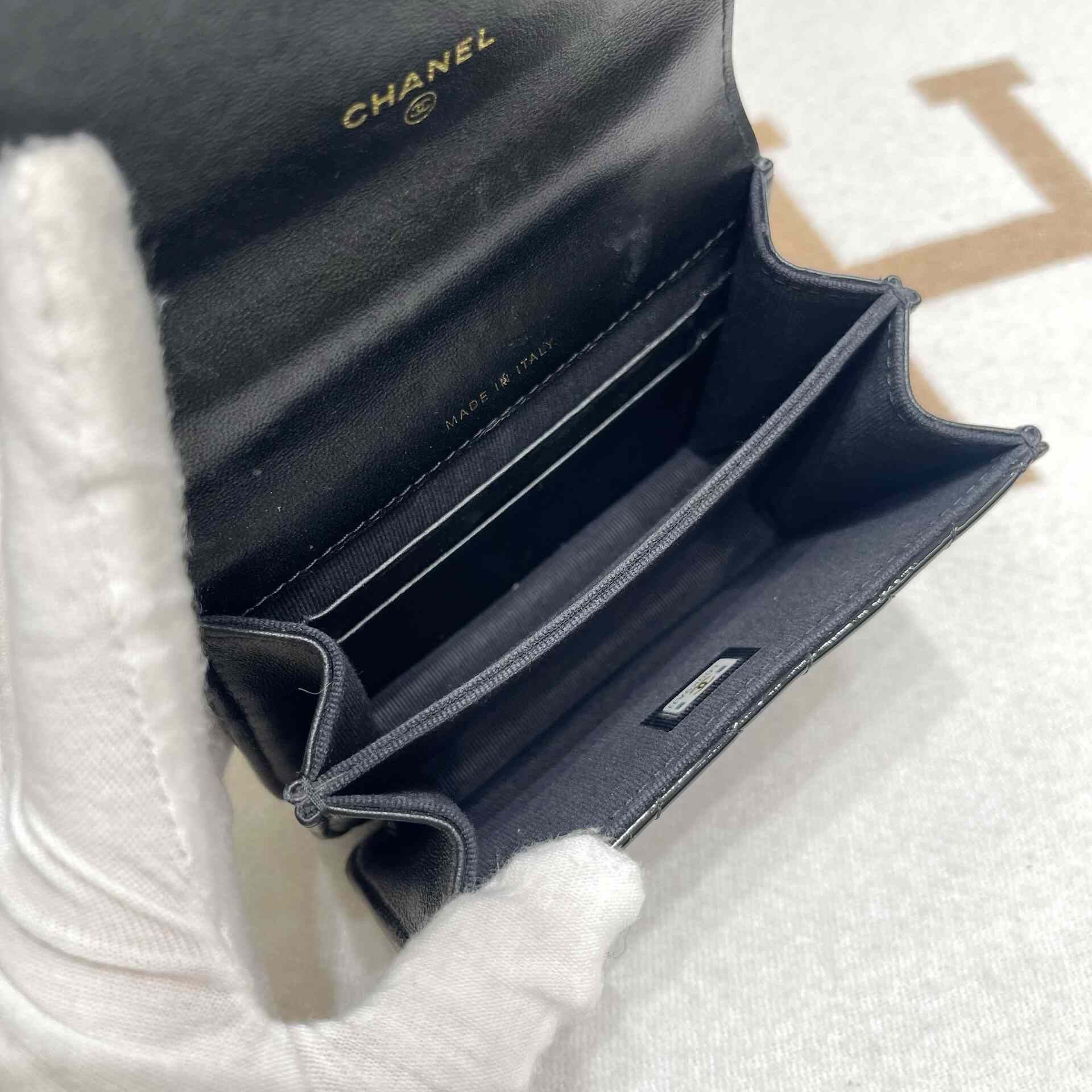 Chanel Pre-loved Bag Very good condition Size ONE SIZE - 8 Thumbnail
