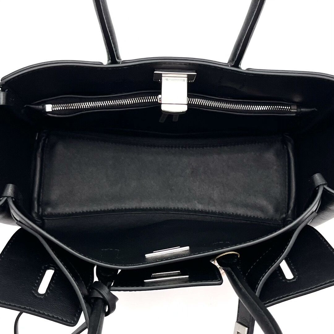 Balenciaga Pre-loved Bag Very good condition Size ONE SIZE - 6 Thumbnail