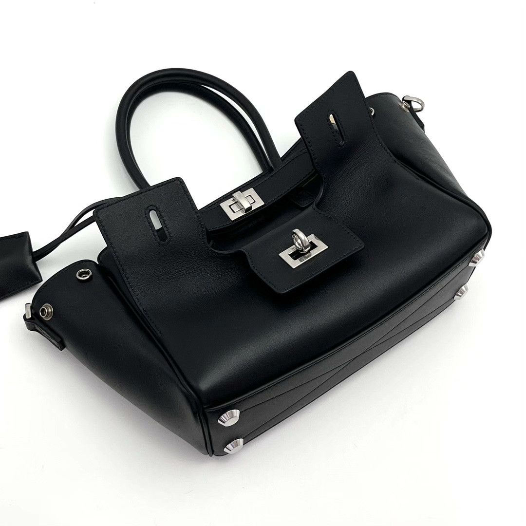 Balenciaga Pre-loved Bag Very good condition Size ONE SIZE - 3 Thumbnail