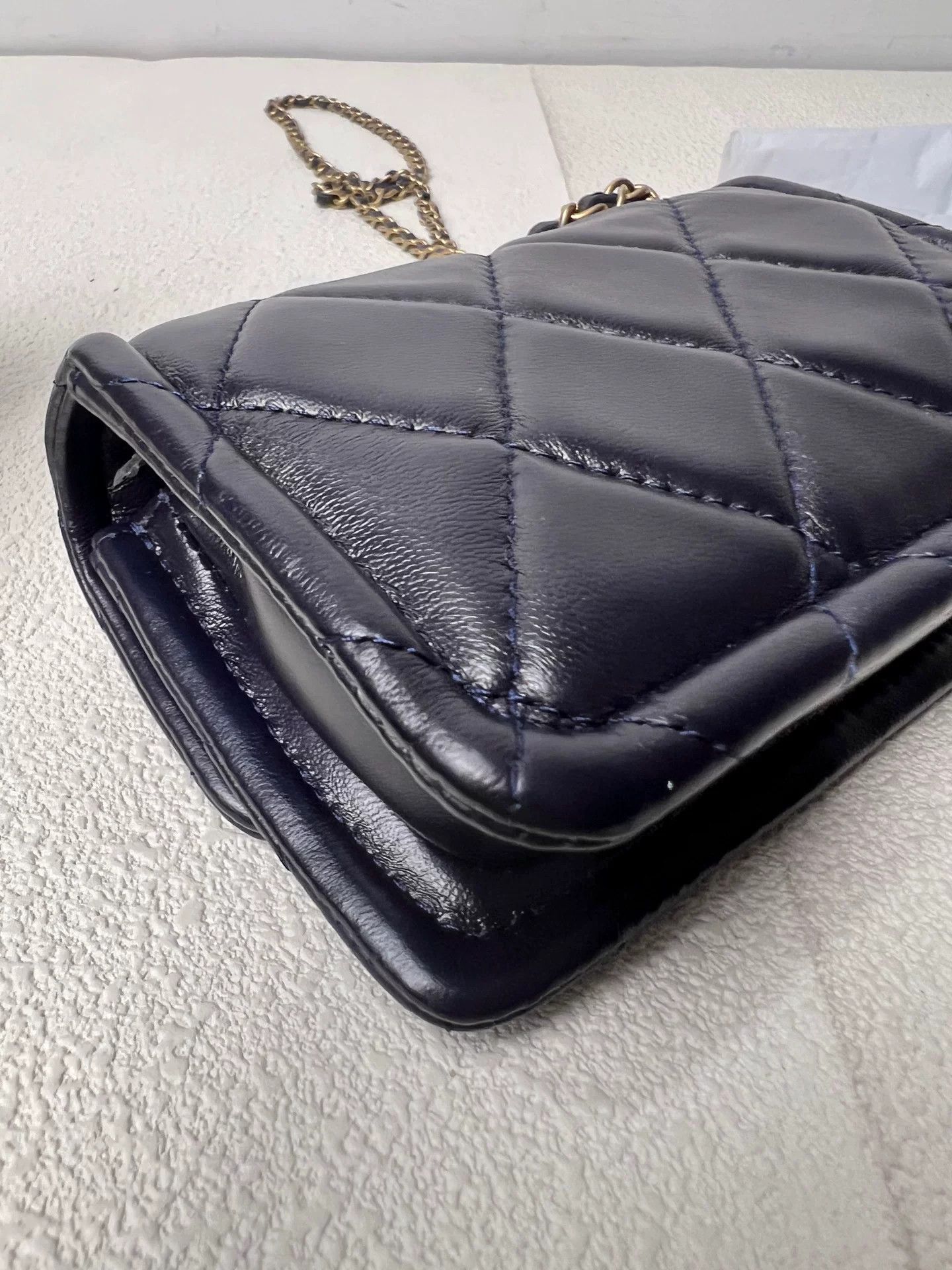 Chanel Pre-loved Bag Very good condition Size ONE SIZE - 9 Thumbnail