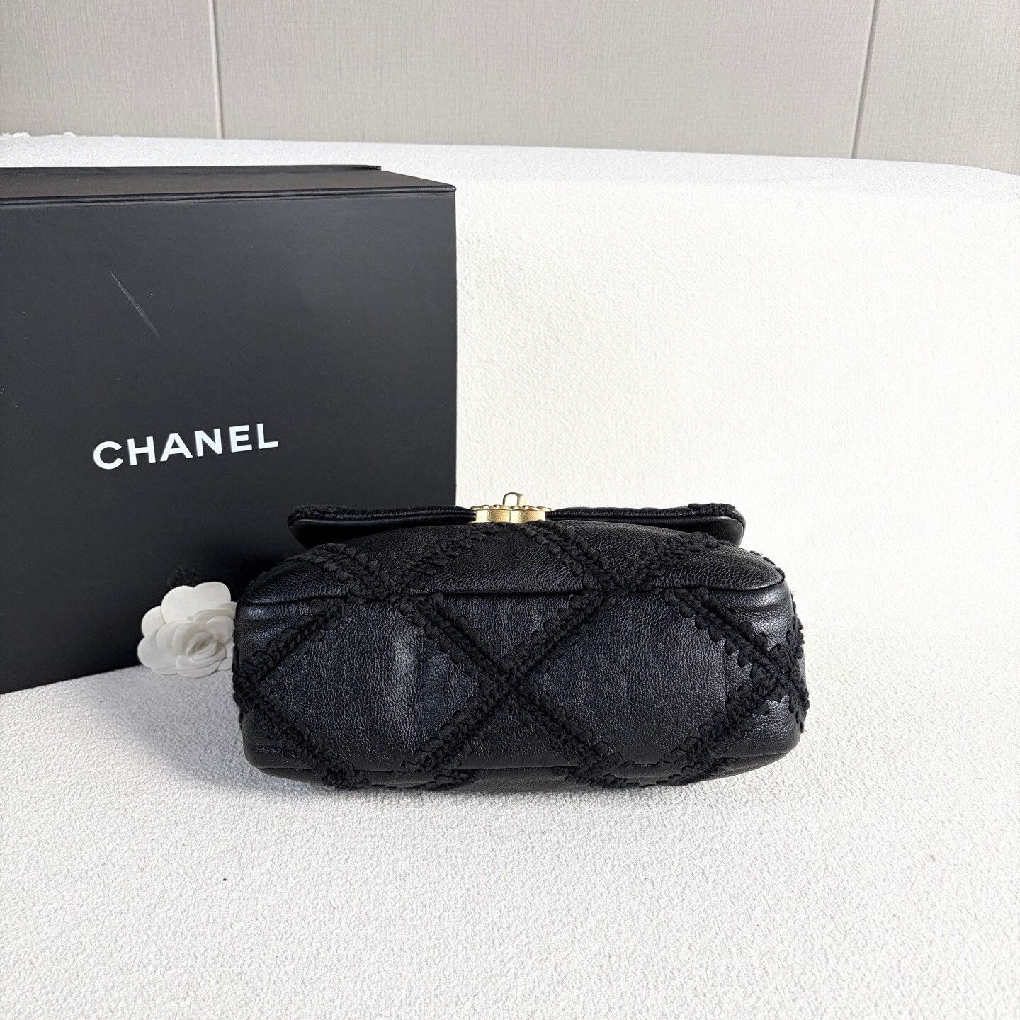 Chanel Pre-loved Bag Very good condition Size ONE SIZE - 5 Thumbnail