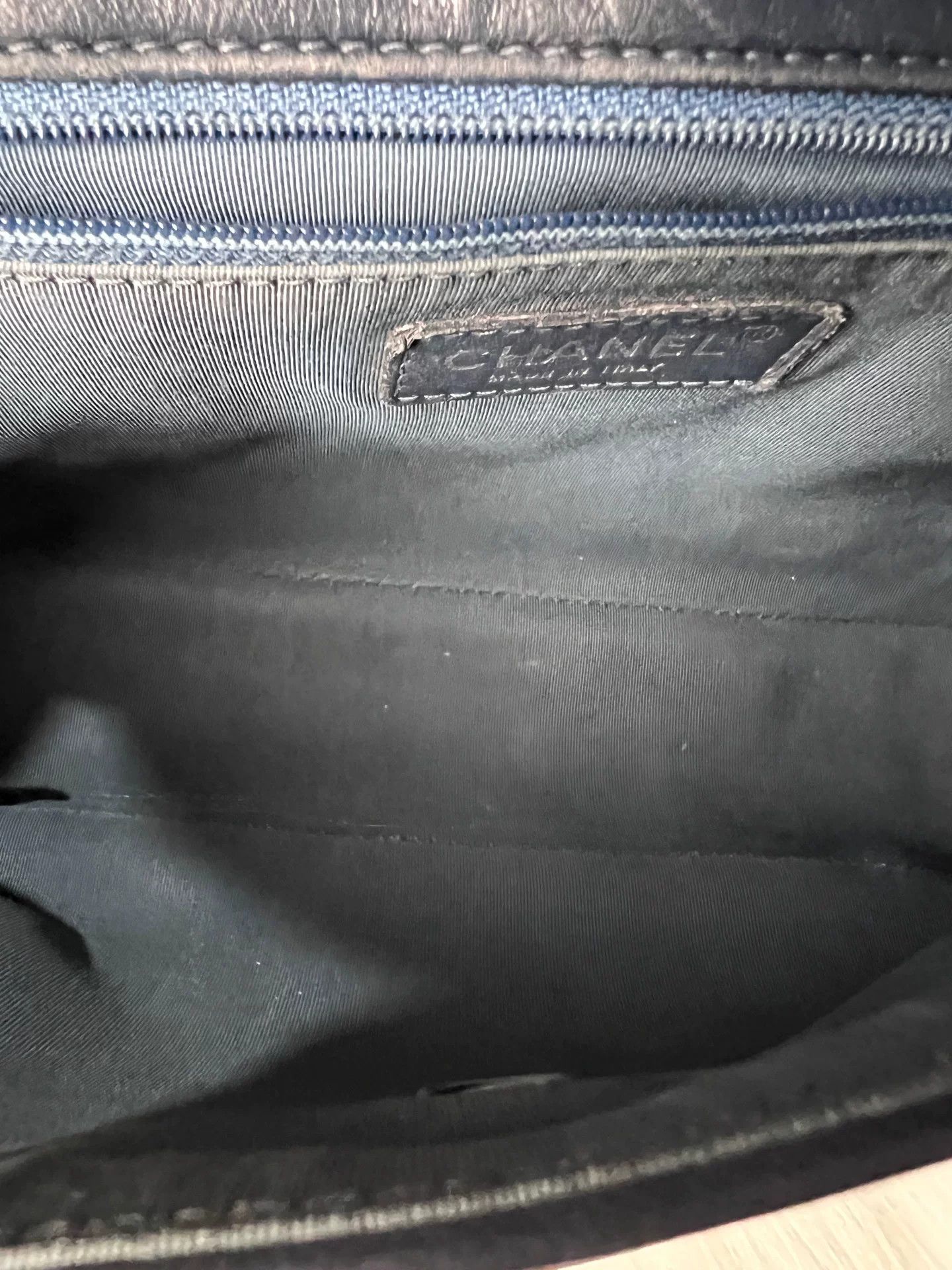 Chanel Pre-loved Bag Very good condition Size ONE SIZE - 5 Thumbnail