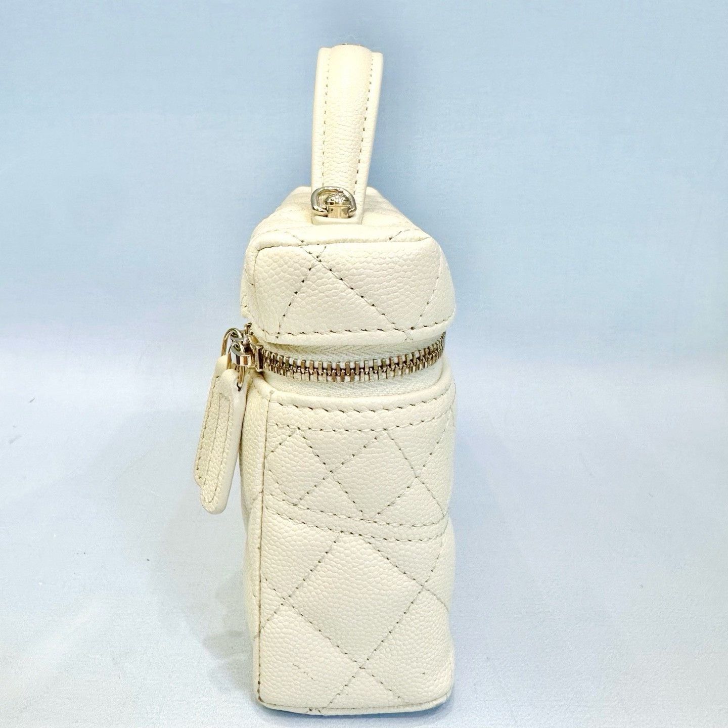 Chanel Pre-loved Bag Very good condition Size ONE SIZE - 6 Thumbnail