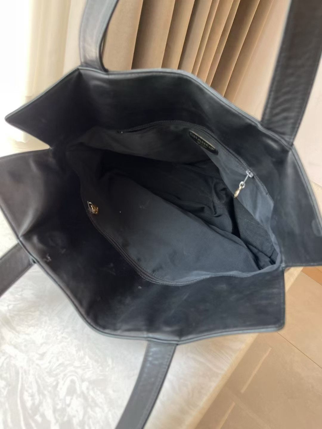 Chanel Pre-loved Bag Very good condition Size ONE SIZE - 9 Thumbnail