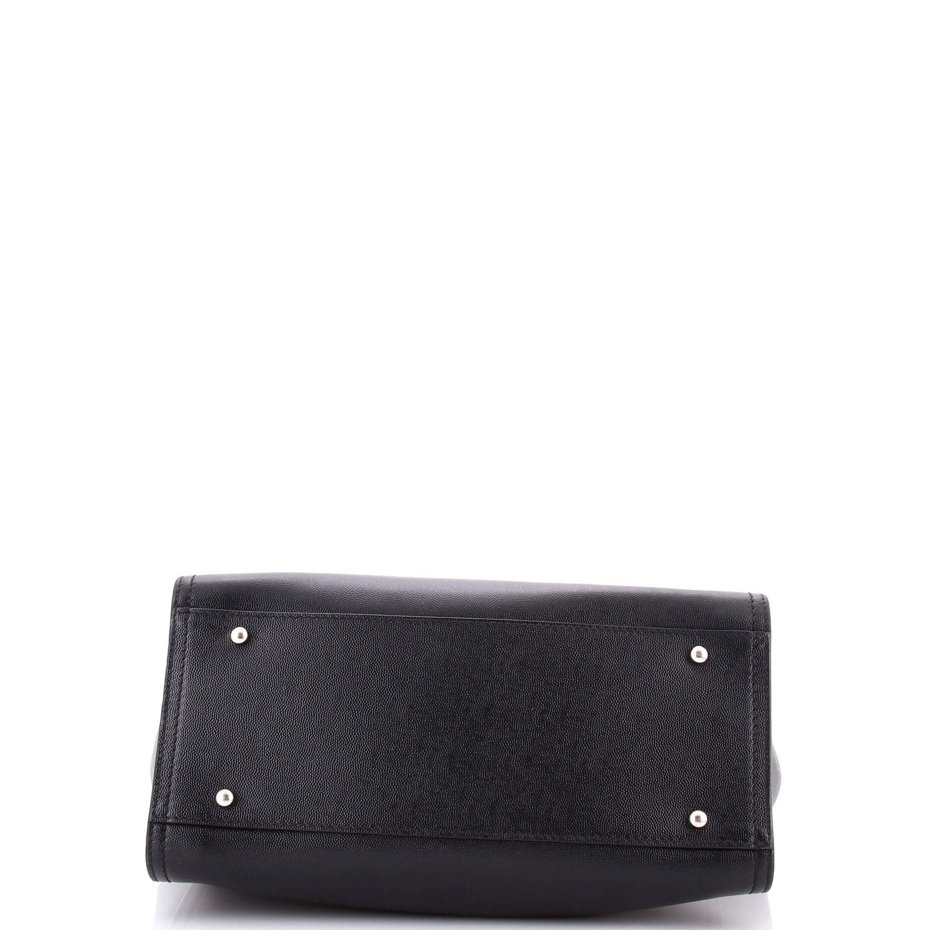 Chanel Deauville Tote Size ONE SIZE - 4 Thumbnail