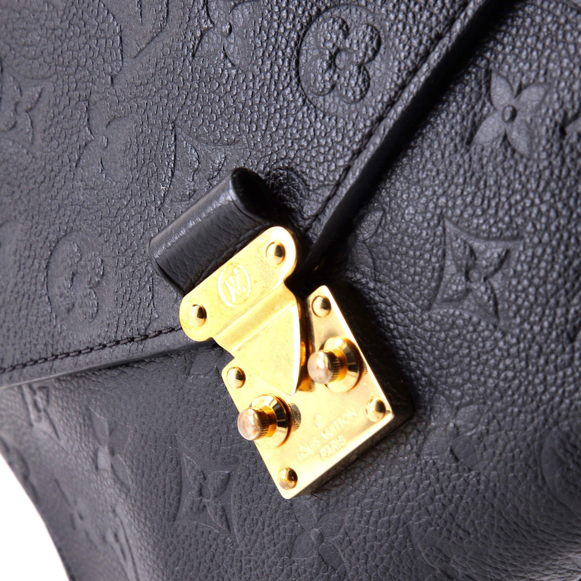 Louis Vuitton Pochette Metis Size ONE SIZE - 6 Thumbnail