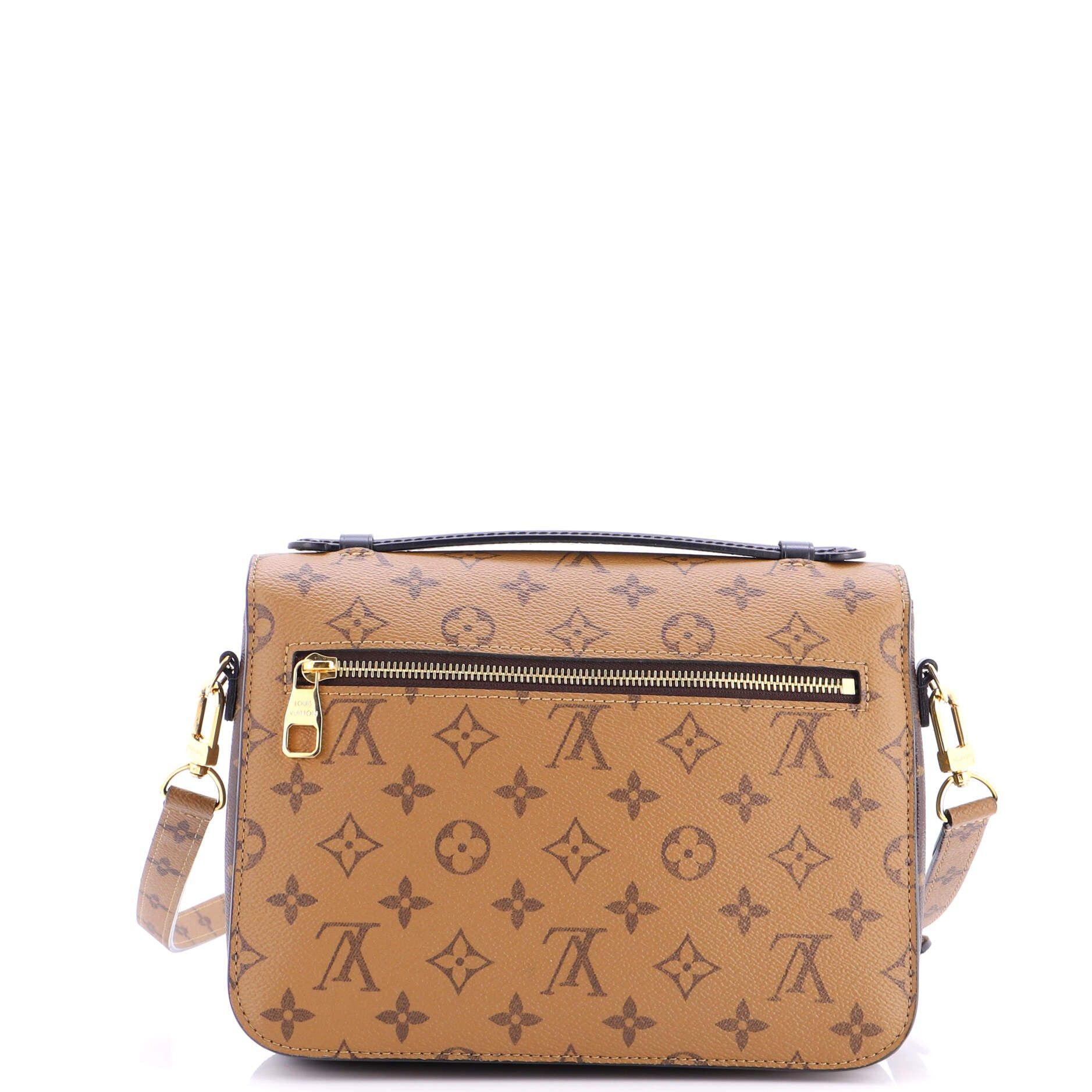 Louis Vuitton Pochette Metis Size ONE SIZE - 3 Thumbnail