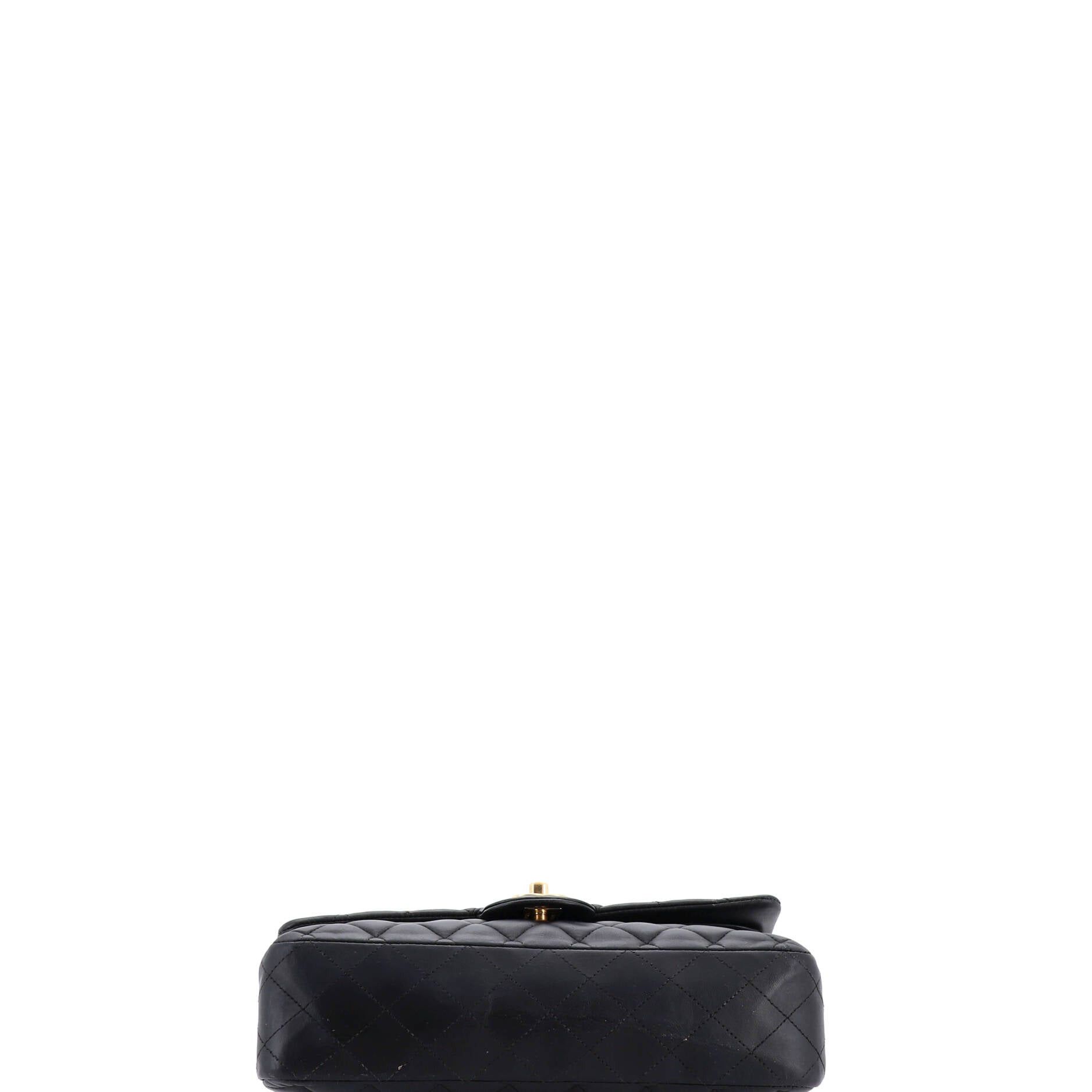 Chanel Vintage Classic Double Flap Bag Size ONE SIZE - 4 Thumbnail