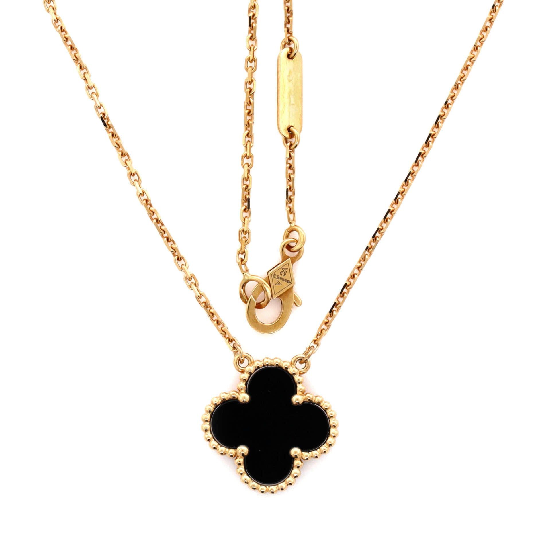 Van Cleef & Arpels Vintage Alhambra Pendant Necklace Size ONE SIZE - 2 Thumbnail