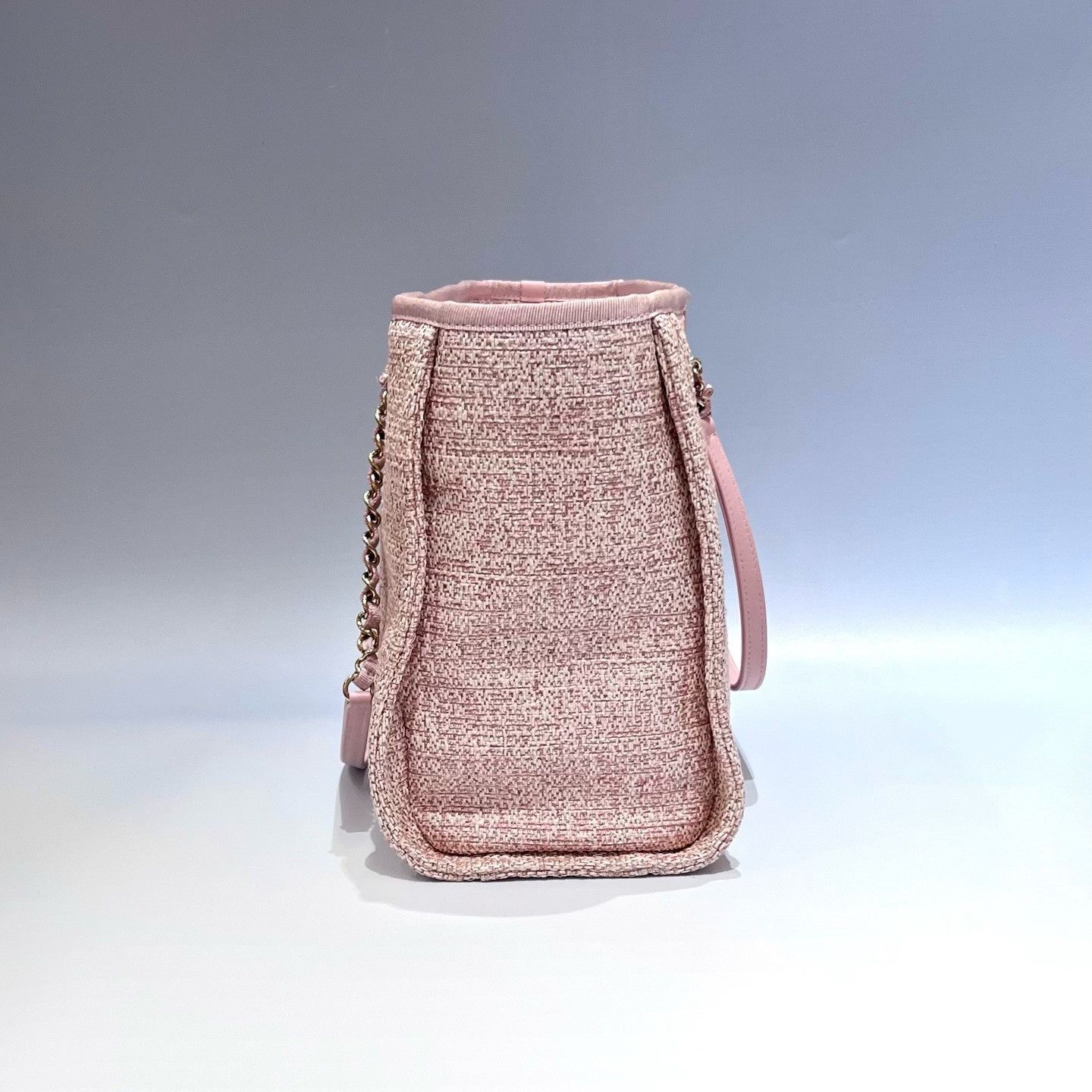 Chanel Pre-loved Bag Very good condition Size ONE SIZE - 6 Thumbnail