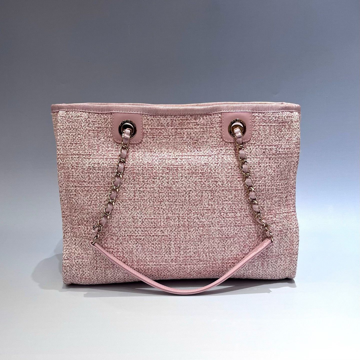 Chanel Pre-loved Bag Very good condition Size ONE SIZE - 5 Thumbnail