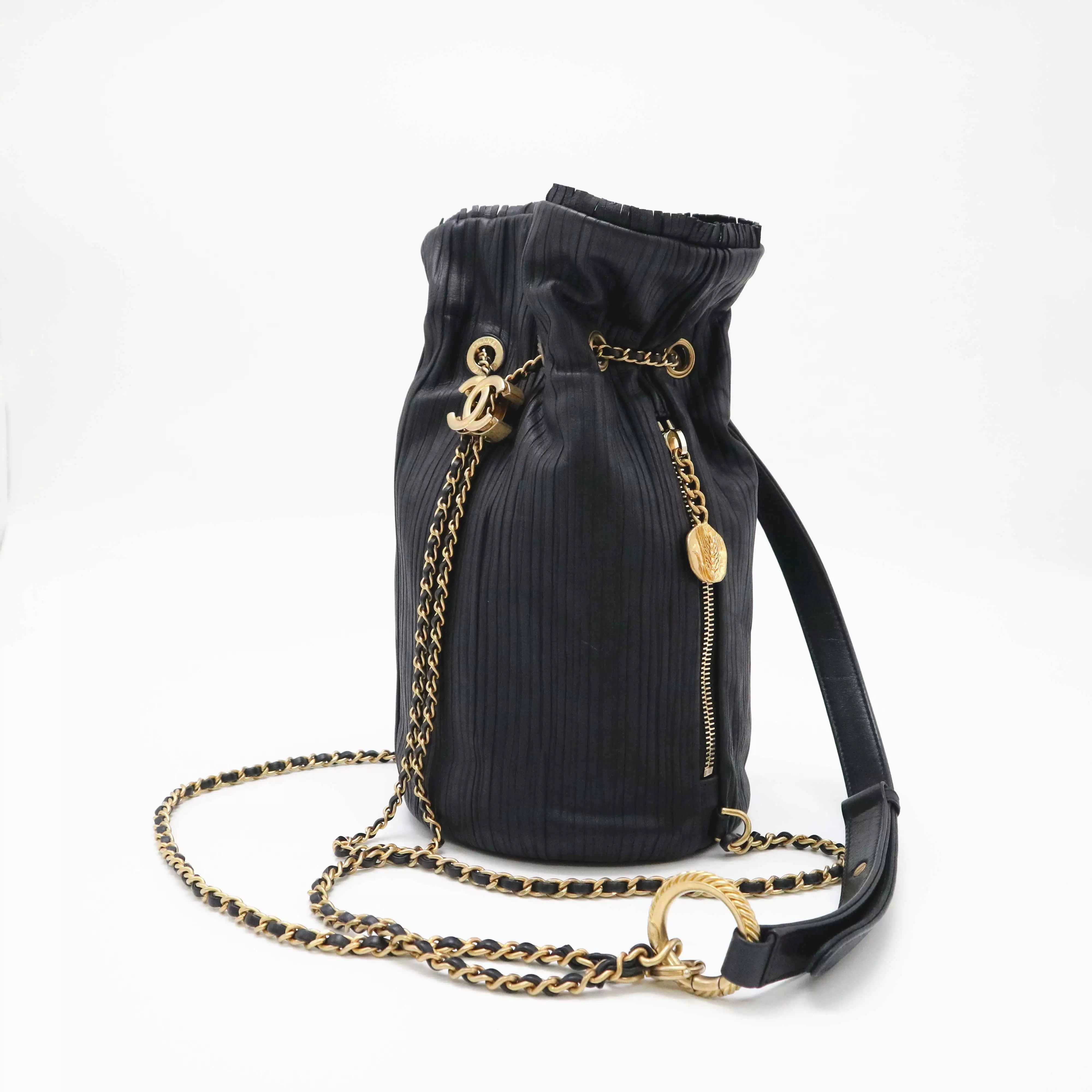 Chanel Pre-loved Bag Very good condition Size ONE SIZE - 2 Thumbnail