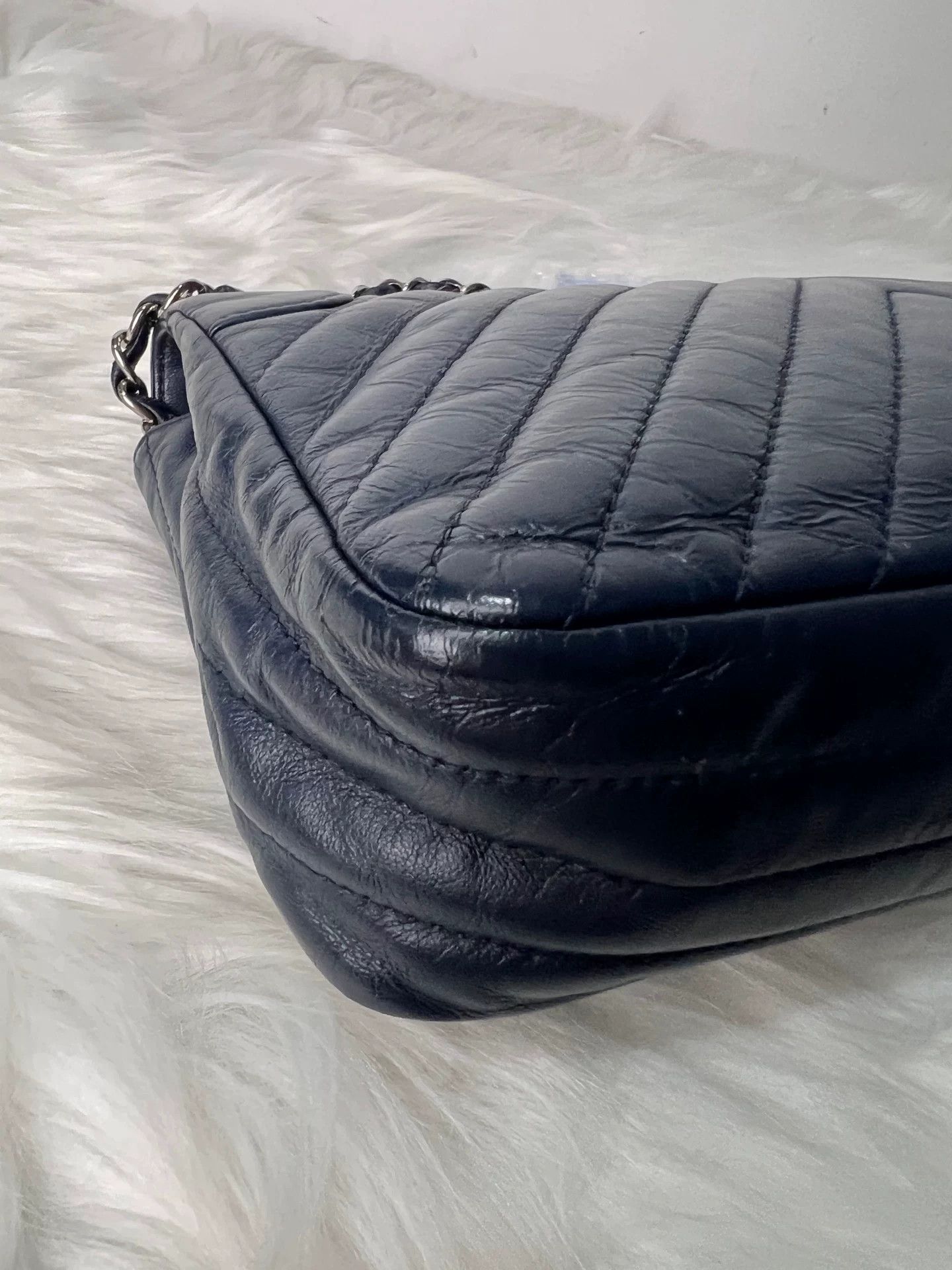 Chanel Pre-loved Bag Very good condition Size ONE SIZE - 7 Thumbnail