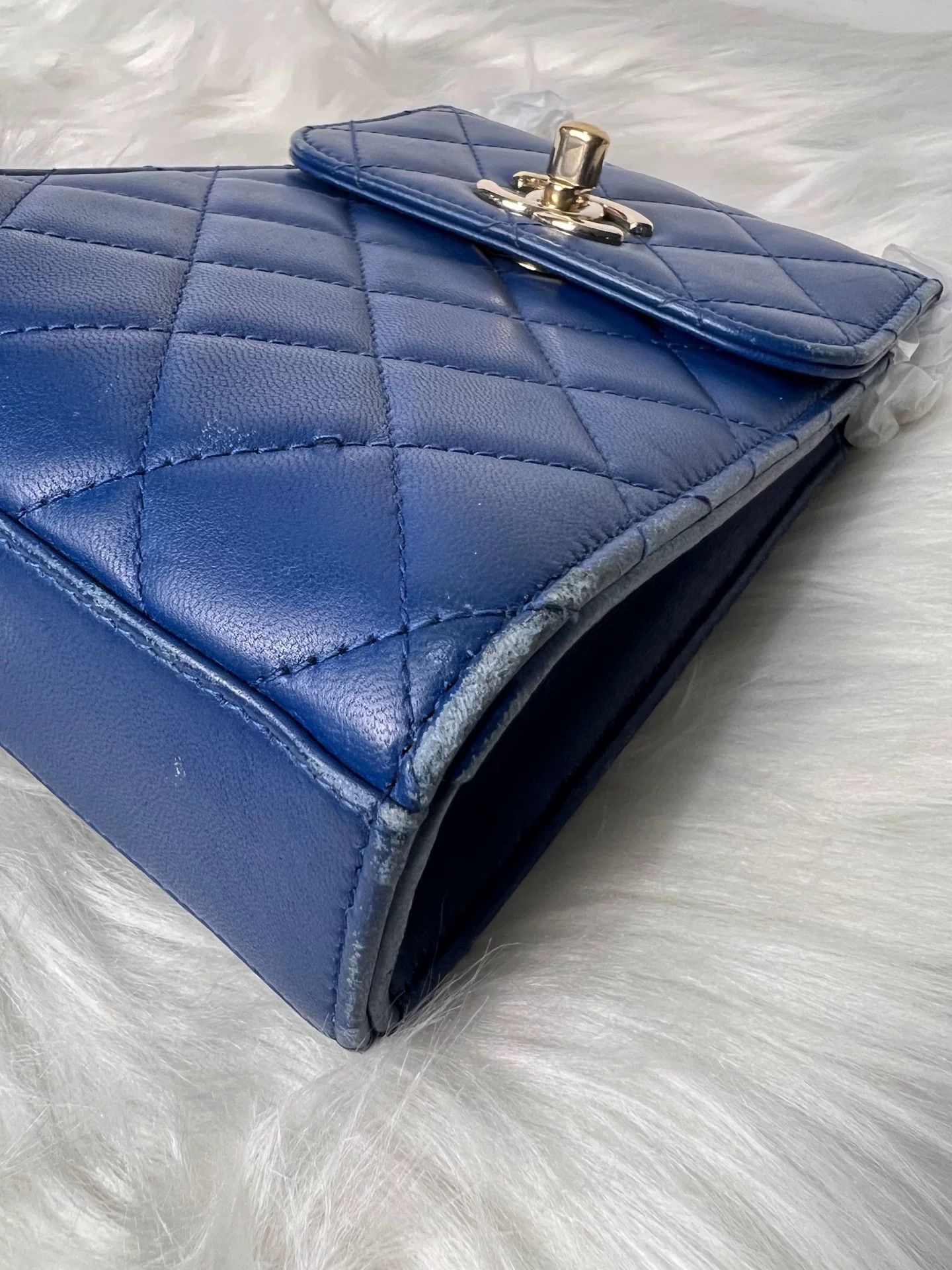 Chanel Pre-loved Bag Very good condition Size ONE SIZE - 3 Thumbnail