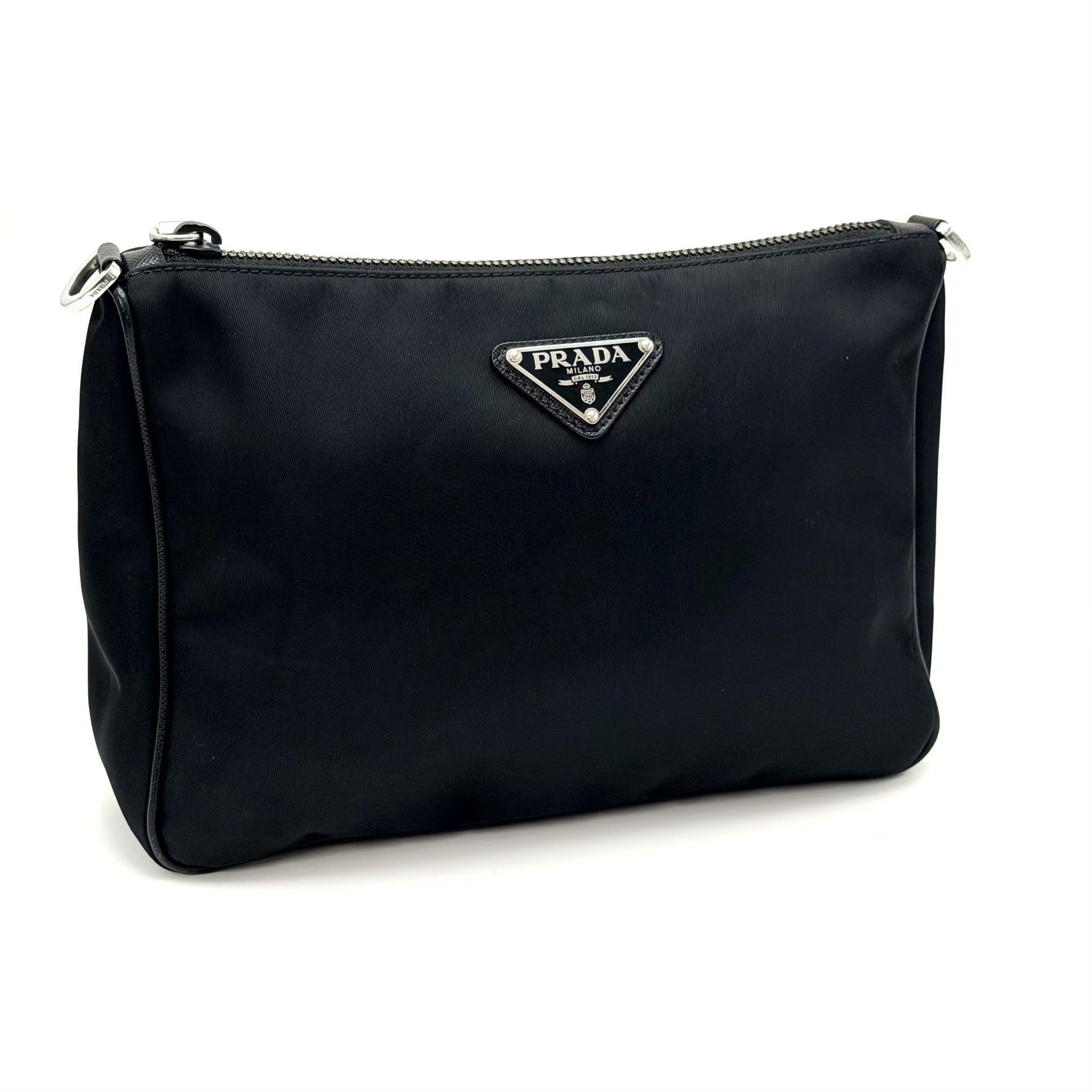Prada Pre-loved Bag Very good condition Size ONE SIZE - 2 Thumbnail