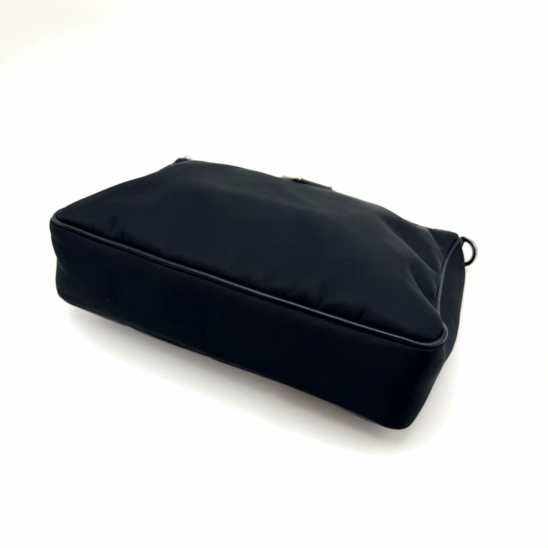 Prada Pre-loved Bag Very good condition Size ONE SIZE - 6 Thumbnail