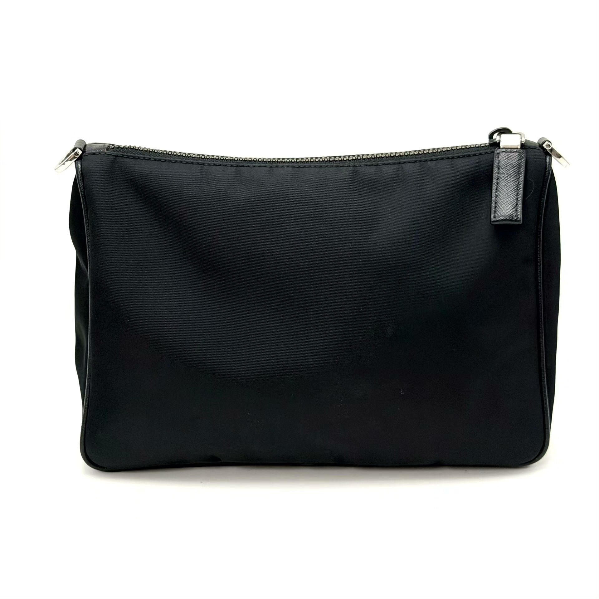 Prada Pre-loved Bag Very good condition Size ONE SIZE - 3 Thumbnail