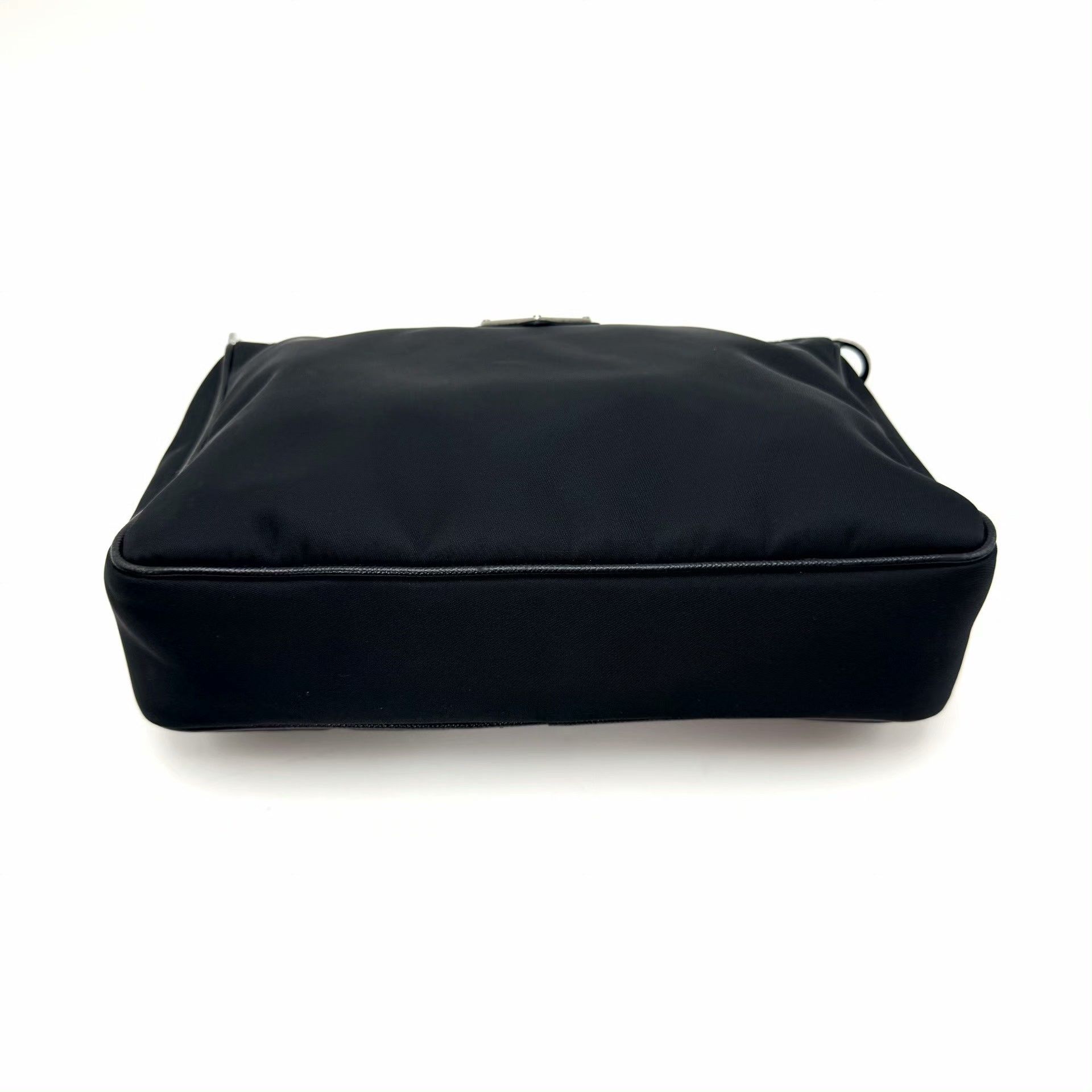 Prada Pre-loved Bag Very good condition Size ONE SIZE - 5 Thumbnail