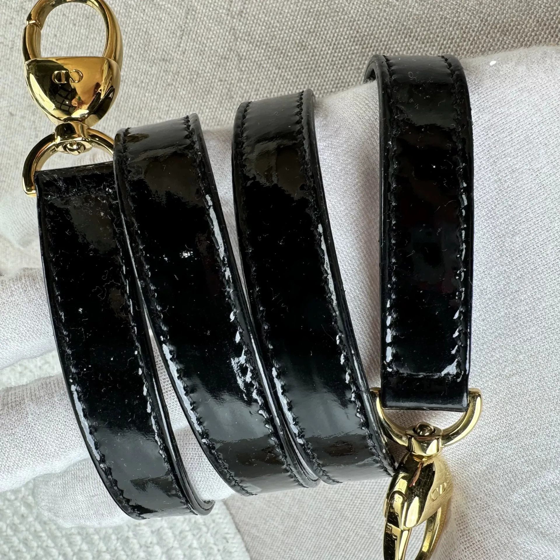 Dior Pre-loved Bag Very good condition Size ONE SIZE - 4 Thumbnail