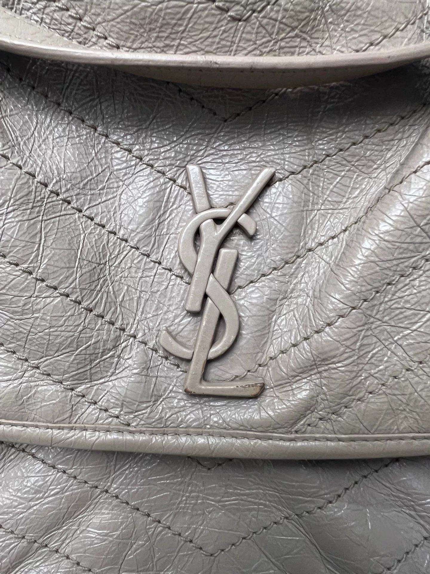 Saint Laurent Paris Pre-loved Bag Very good condition Size ONE SIZE - 6 Thumbnail