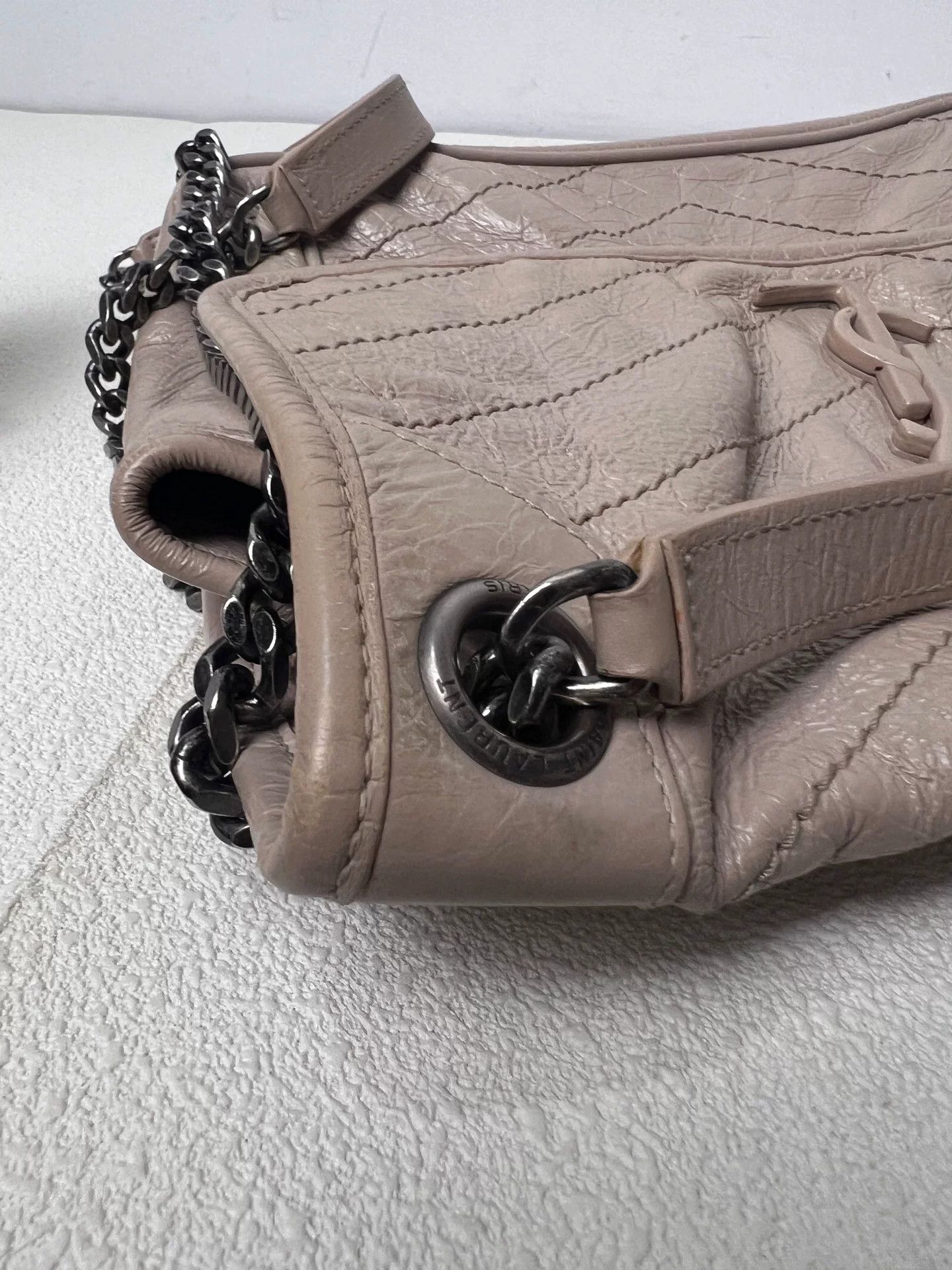 Saint Laurent Paris Pre-loved Bag Very good condition Size ONE SIZE - 9 Thumbnail