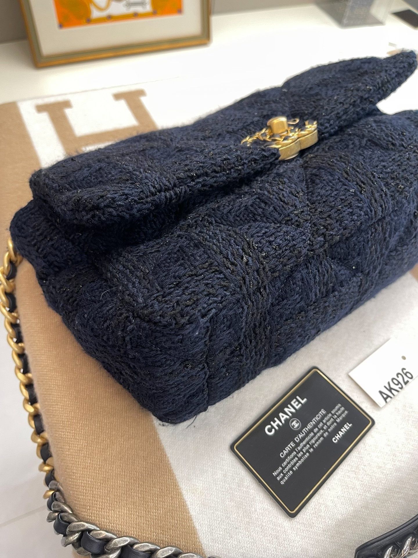 Chanel Pre-loved Bag Very good condition Size ONE SIZE - 5 Thumbnail