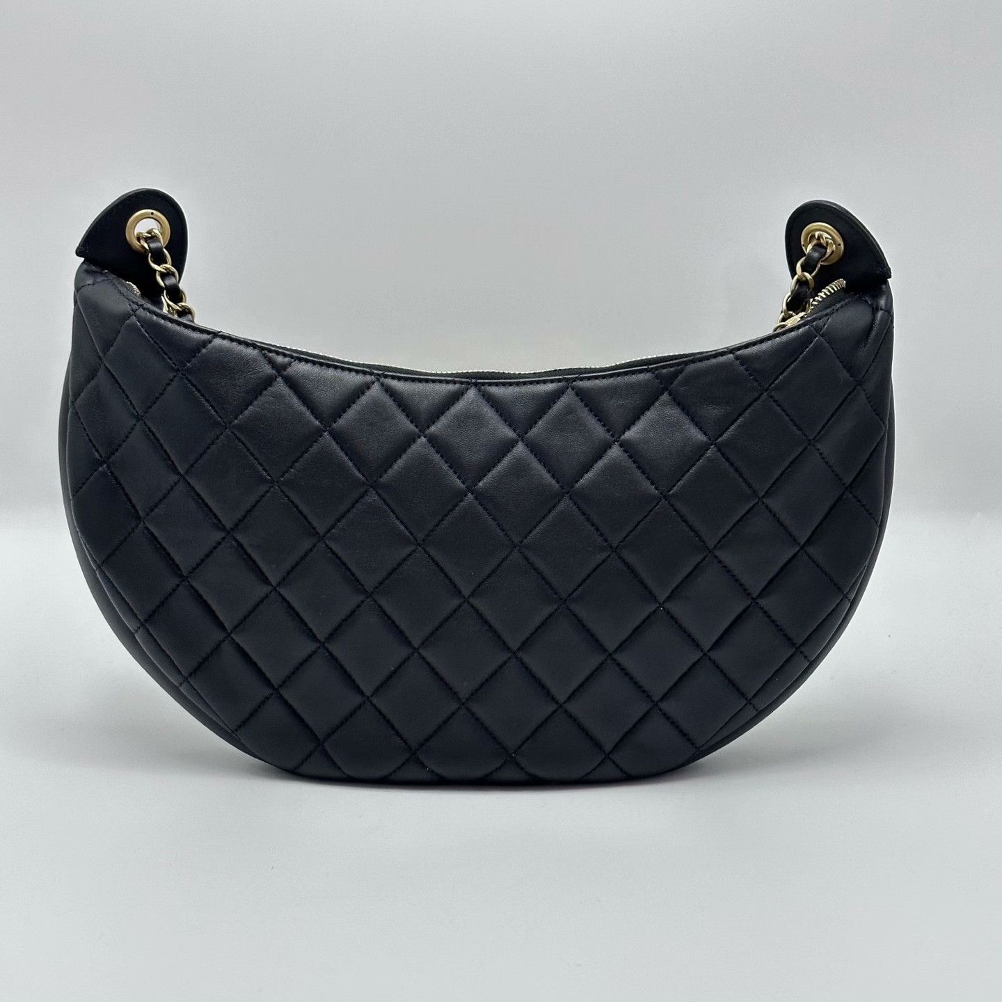 Chanel Pre-loved Bag Very good condition Size ONE SIZE - 2 Thumbnail