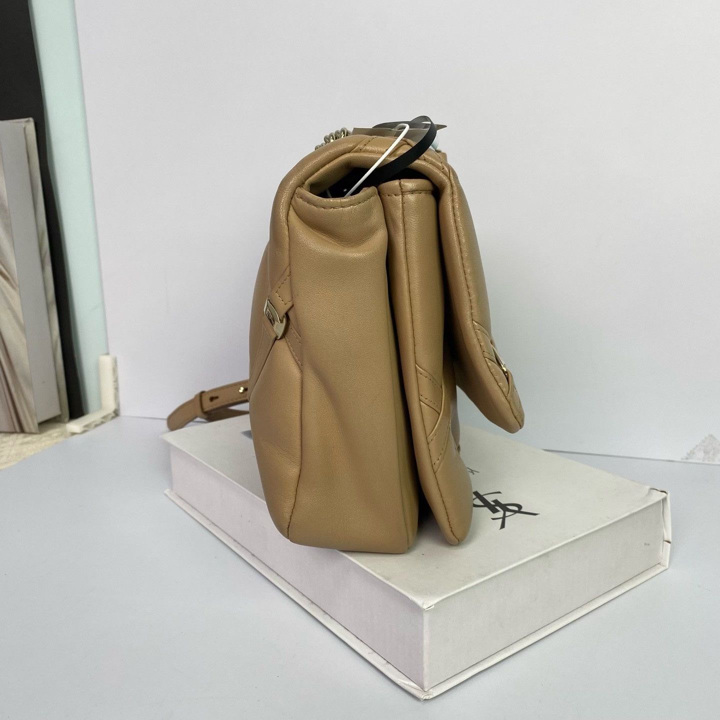Salvatore Ferragamo Pre-loved Bag Very good condition Size ONE SIZE - 5 Thumbnail
