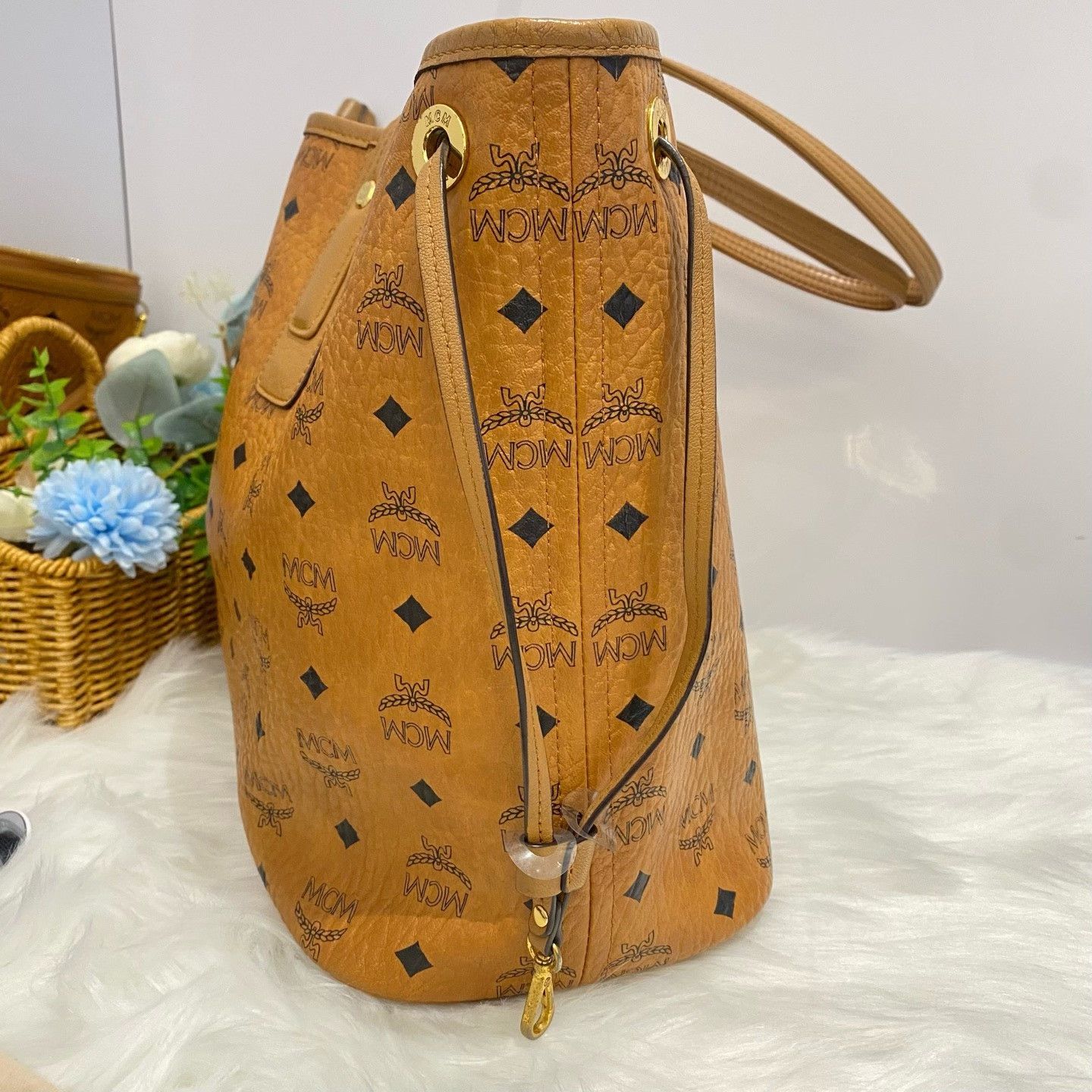MCM Pre-loved Bag Very good condition Size ONE SIZE - 3 Thumbnail