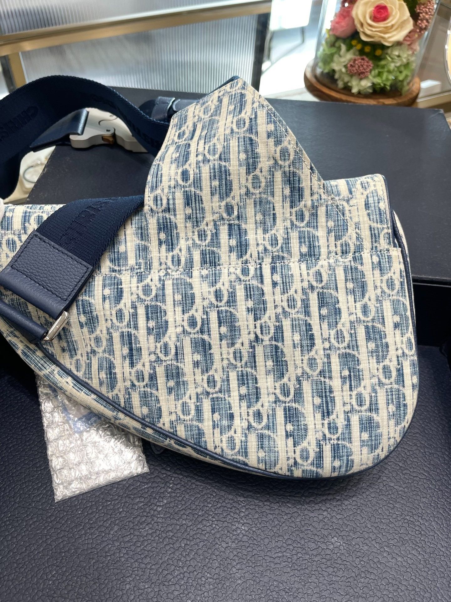 Dior Pre-loved Bag Very good condition Size ONE SIZE - 4 Thumbnail