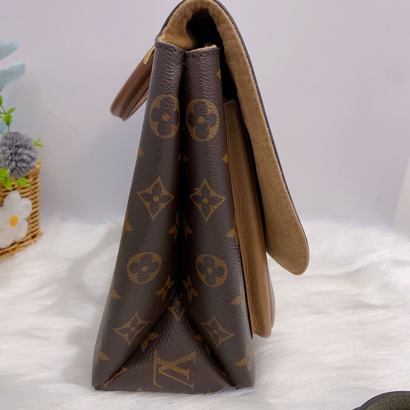 Louis Vuitton Pre-loved Bag Very good condition Size ONE SIZE - 4 Thumbnail