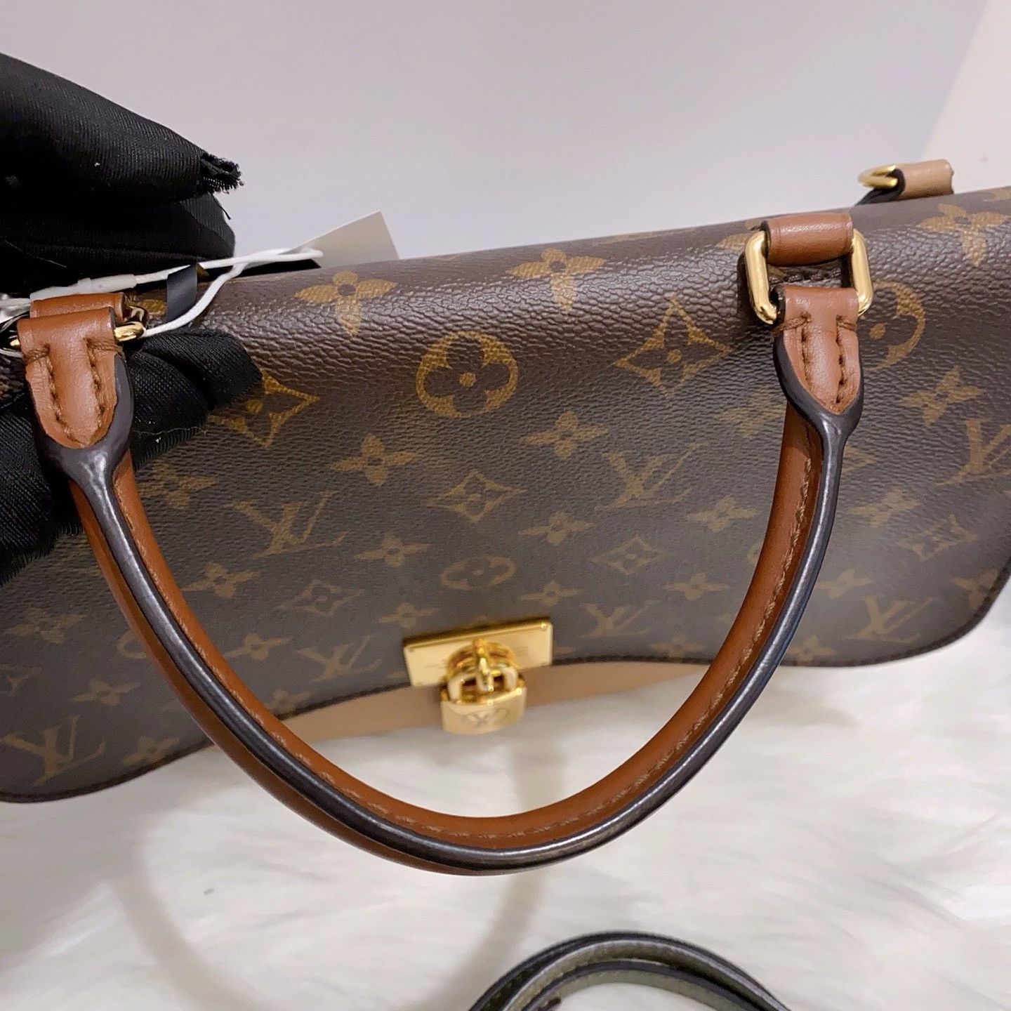 Louis Vuitton Pre-loved Bag Very good condition Size ONE SIZE - 2 Thumbnail