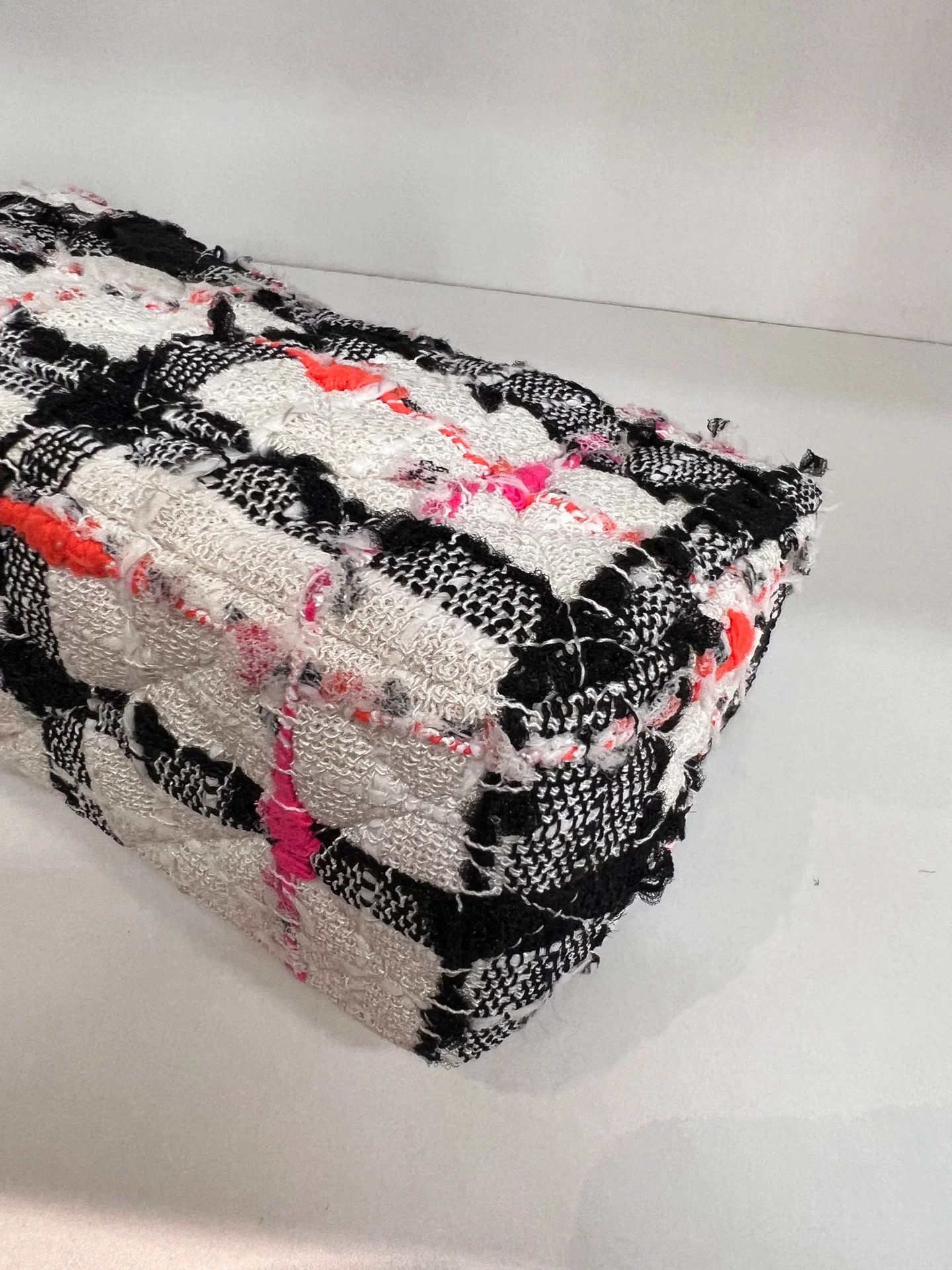 Chanel Pre-loved Bag Very good condition Size ONE SIZE - 8 Thumbnail