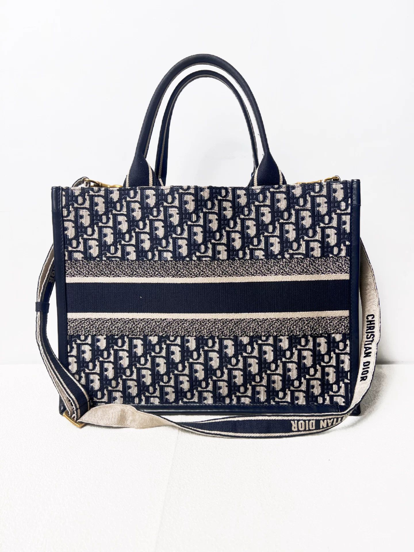 Dior Pre-loved Bag Very good condition Size ONE SIZE - 2 Thumbnail