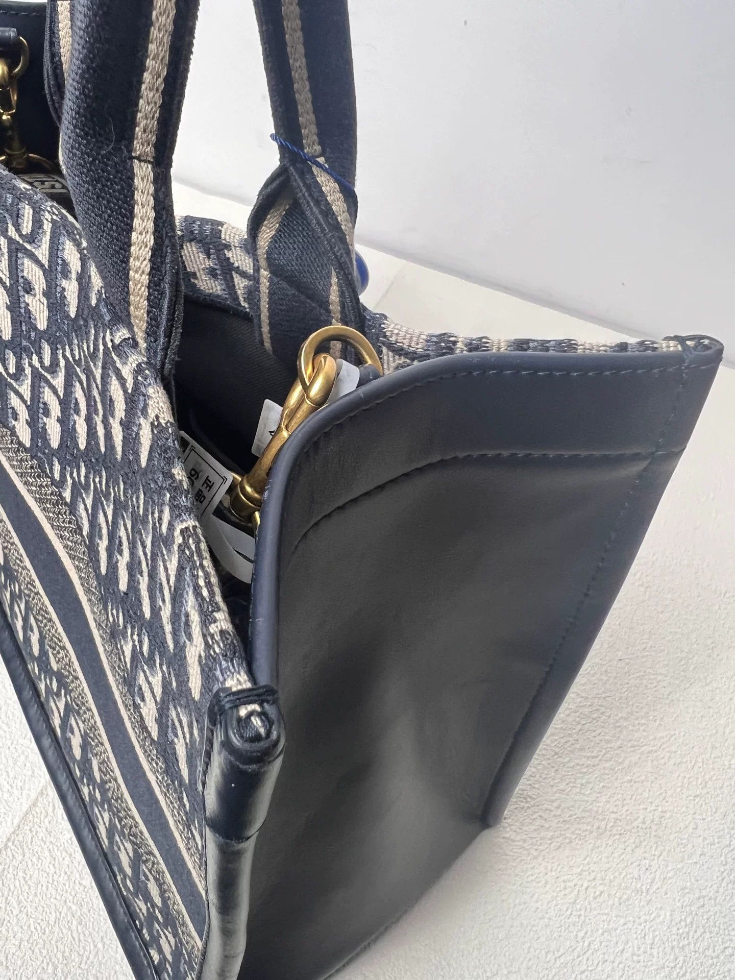 Dior Pre-loved Bag Very good condition Size ONE SIZE - 7 Thumbnail