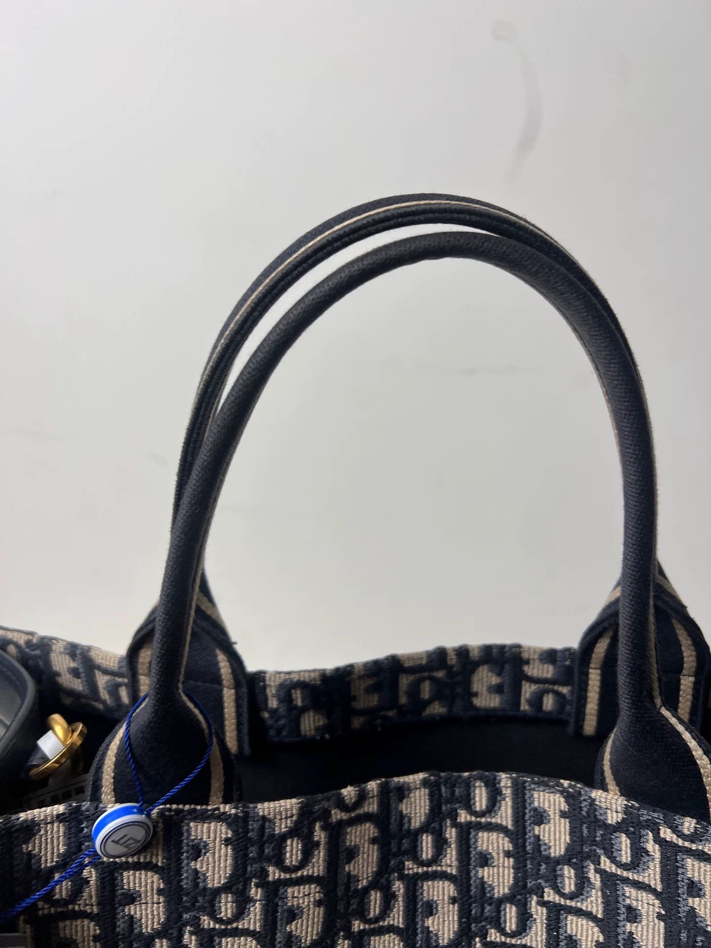 Dior Pre-loved Bag Very good condition Size ONE SIZE - 9 Thumbnail