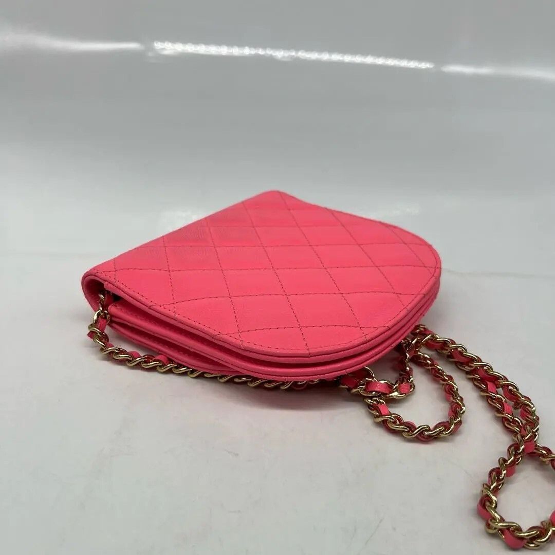 Chanel Pre-loved Bag Very good condition Size ONE SIZE - 5 Thumbnail