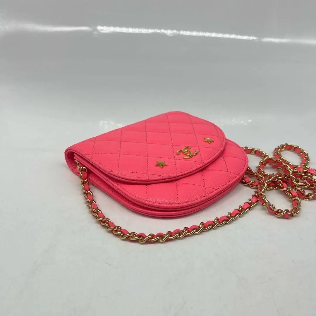 Chanel Pre-loved Bag Very good condition Size ONE SIZE - 2 Thumbnail