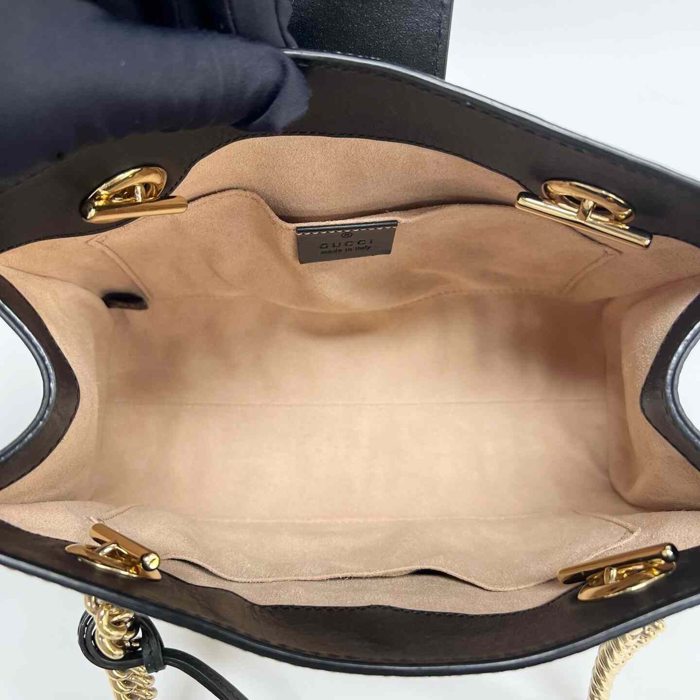 Gucci Pre-loved Bag Very good condition Size ONE SIZE - 9 Thumbnail