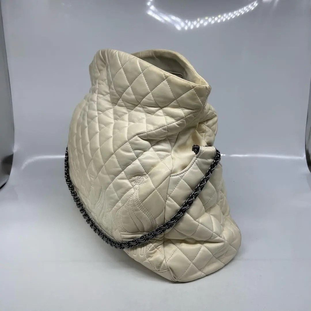 Chanel Pre-loved Bag Very good condition Size ONE SIZE - 3 Thumbnail