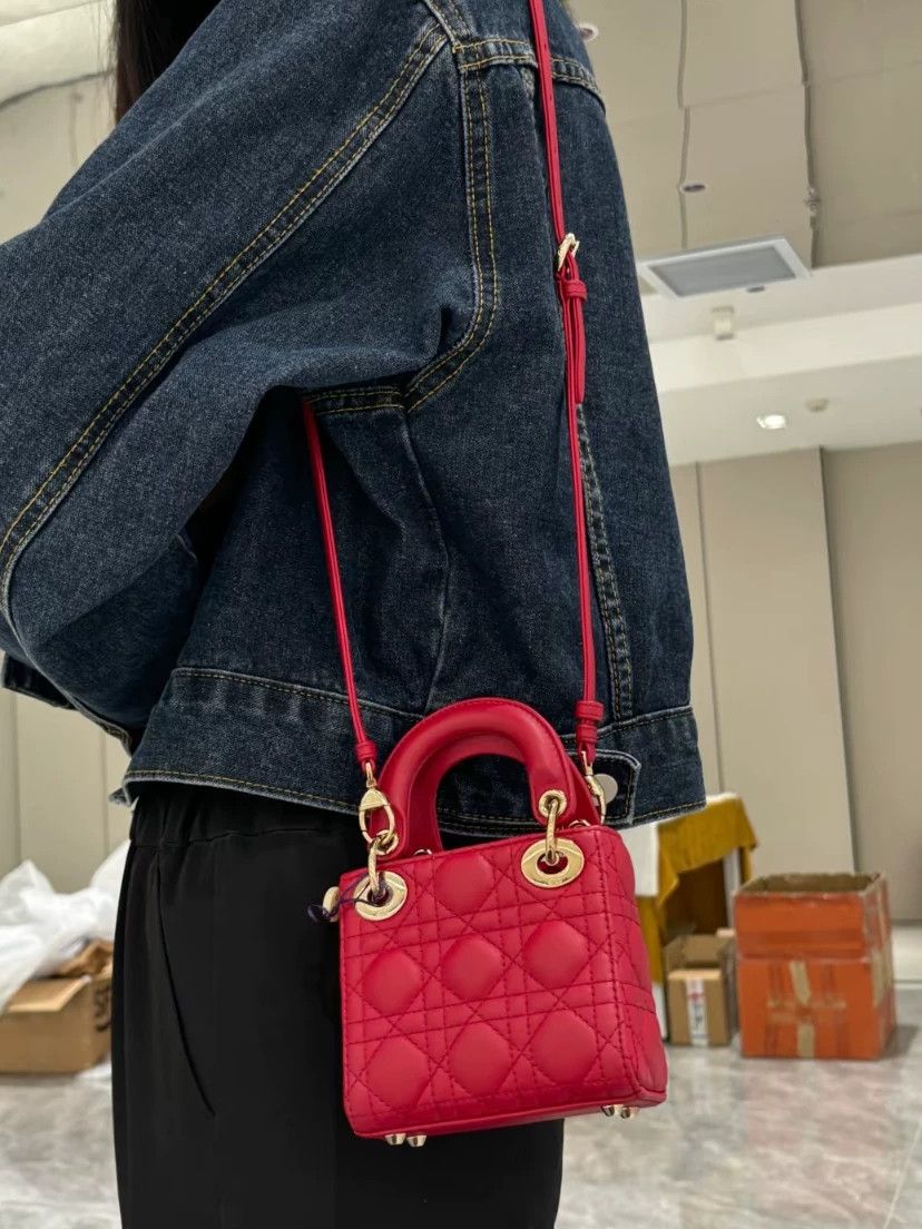 Dior Pre-loved Bag Very good condition Size ONE SIZE - 6 Thumbnail