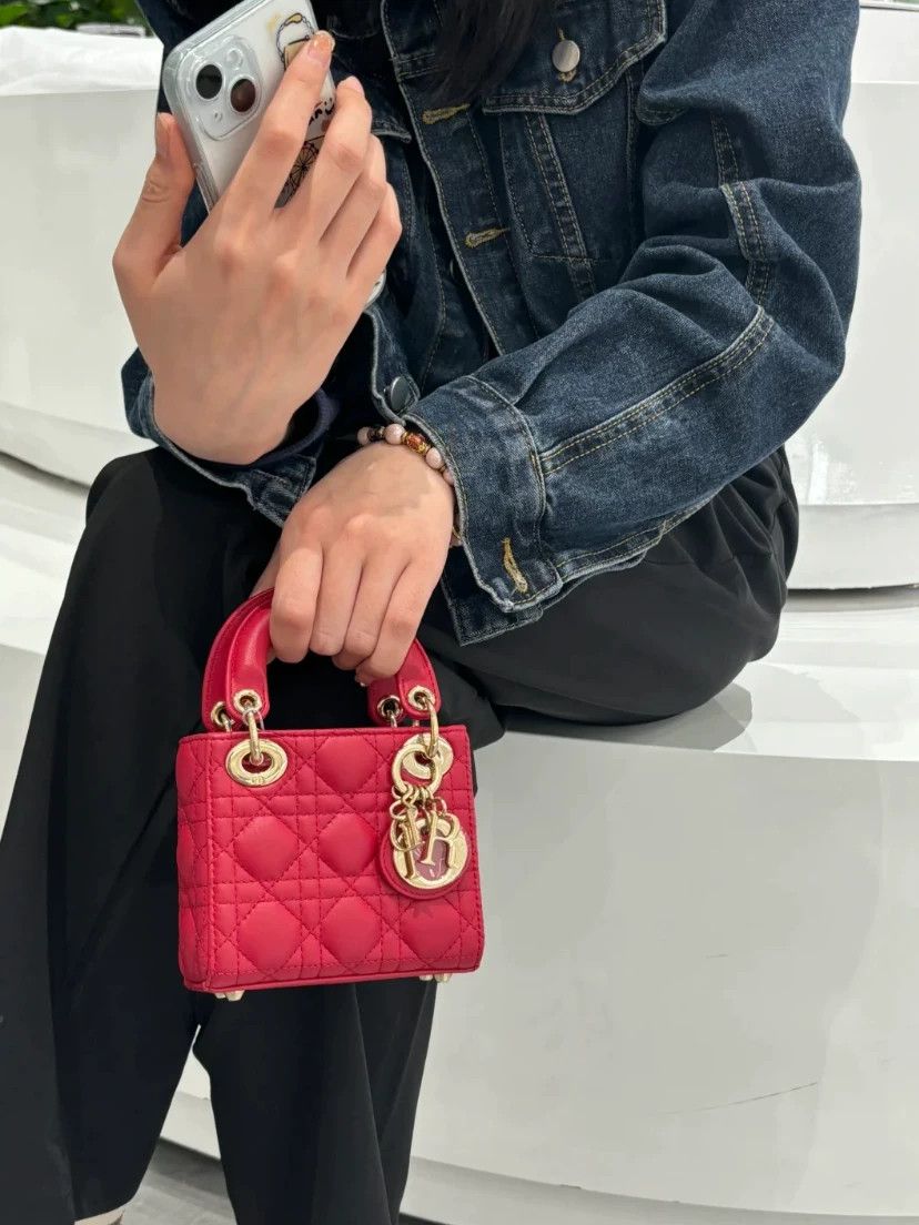 Dior Pre-loved Bag Very good condition Size ONE SIZE - 5 Thumbnail