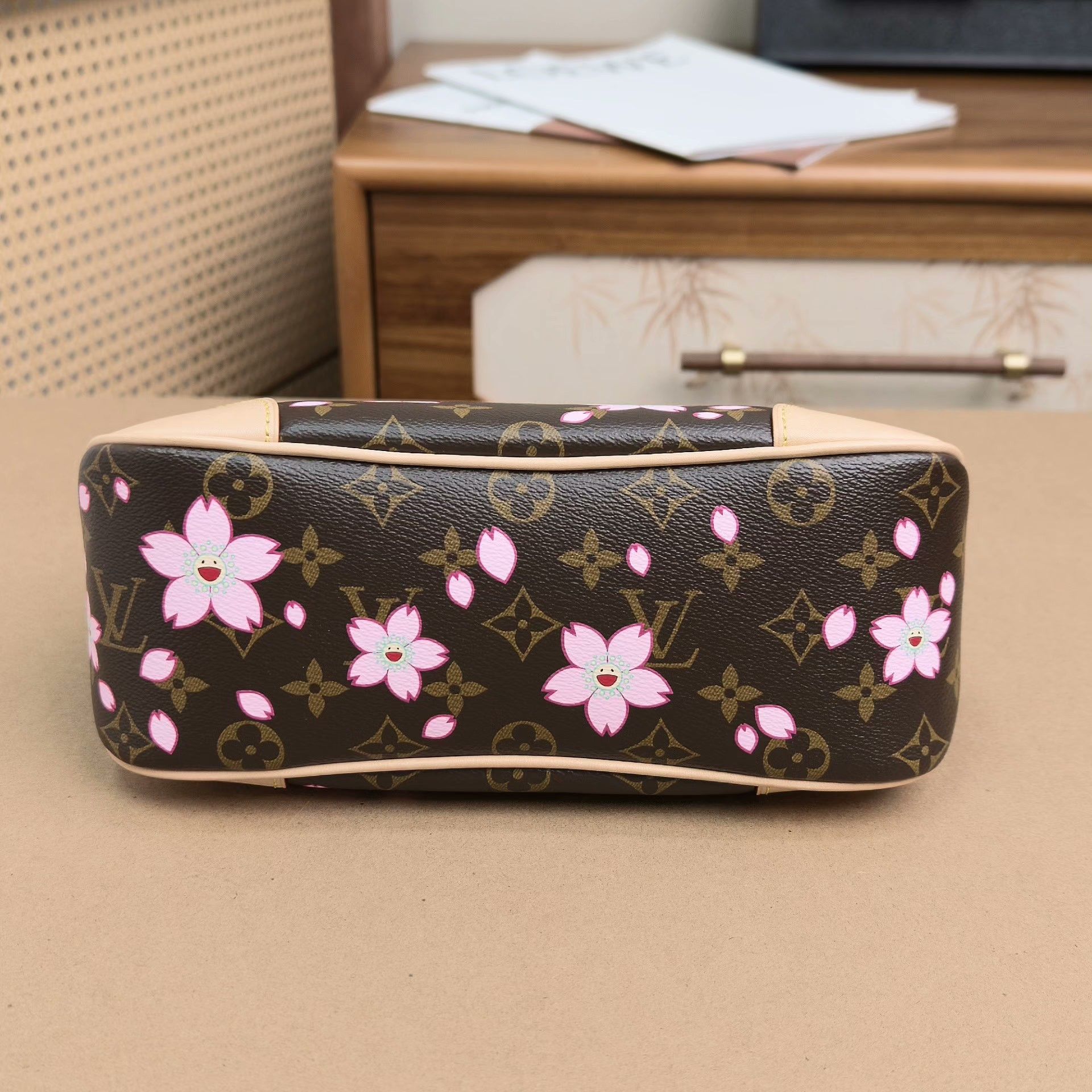 Louis Vuitton Pre-loved Bag Very good condition Size ONE SIZE - 5 Thumbnail