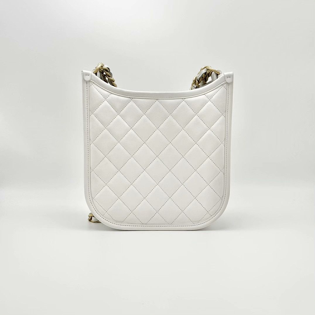 Chanel Pre-loved Bag Very good condition Size ONE SIZE - 2 Thumbnail
