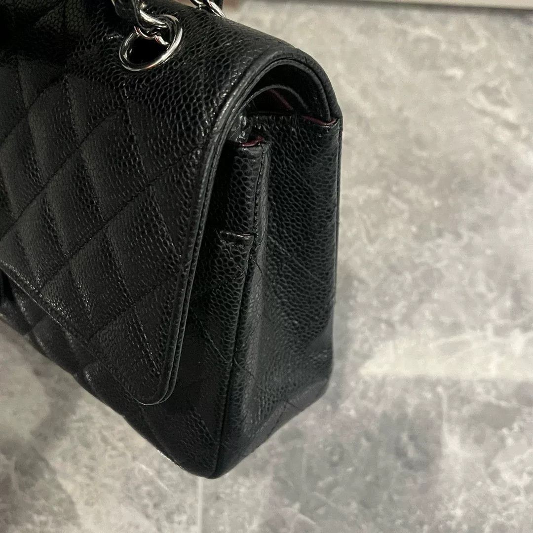 Chanel Pre-loved Bag Very good condition Size ONE SIZE - 4 Thumbnail